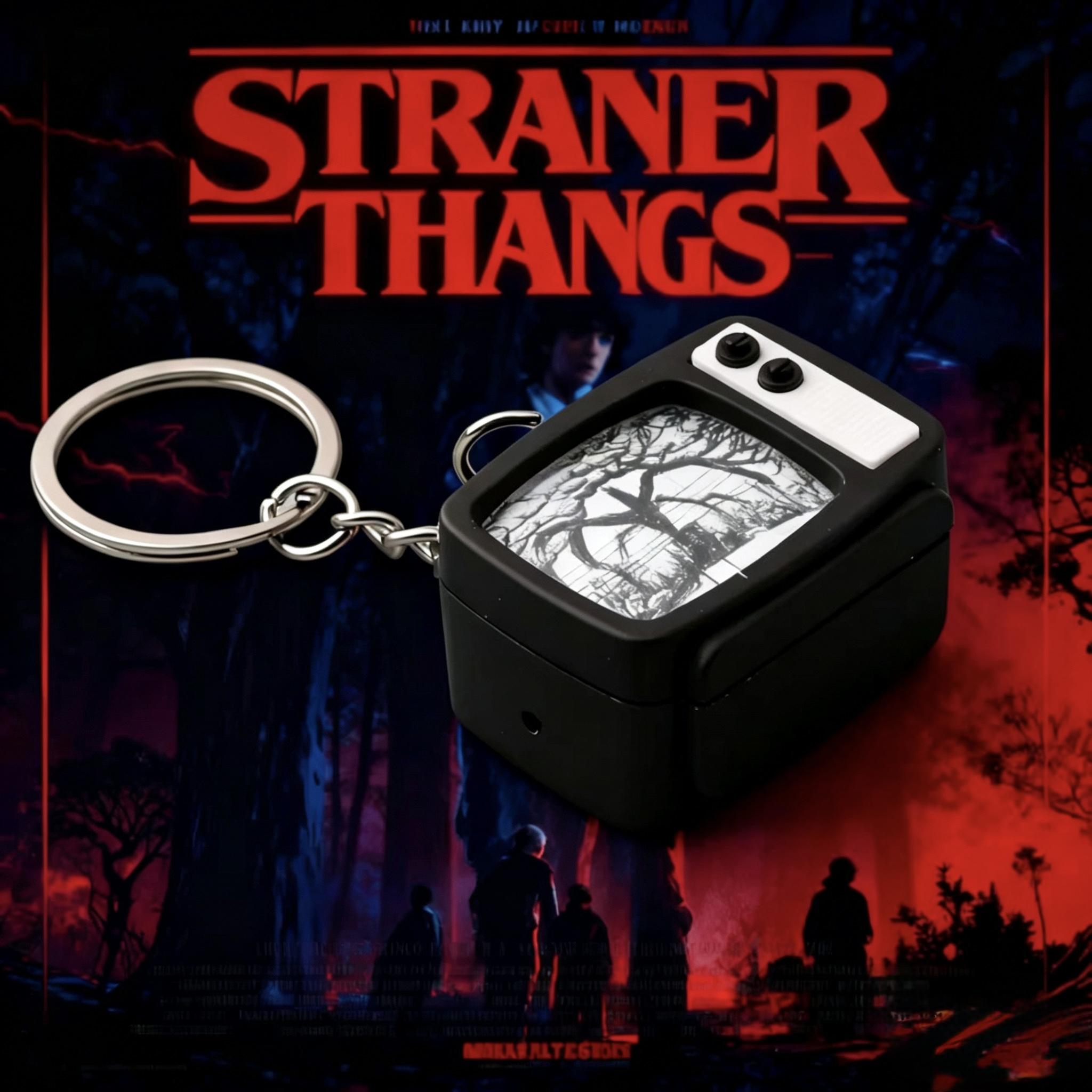 Stranger Things-themed creative merchandise: small TV-shaped glowing  pendant as a gift for friends Keychain