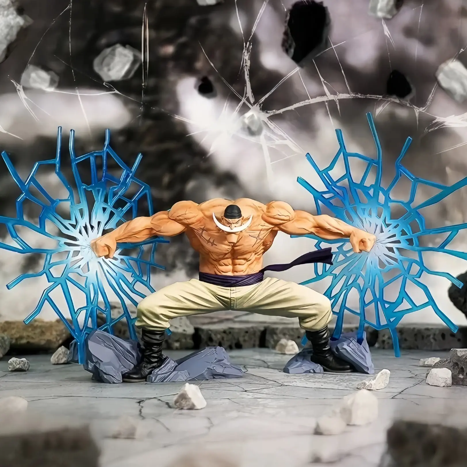 Edward Newgate Whitebeard One Piece Anime Action Figure, PVC Figure, 4.72 Inch Shaking Fruit Blue Shockwave Statue, Rock Base Collectible Model
