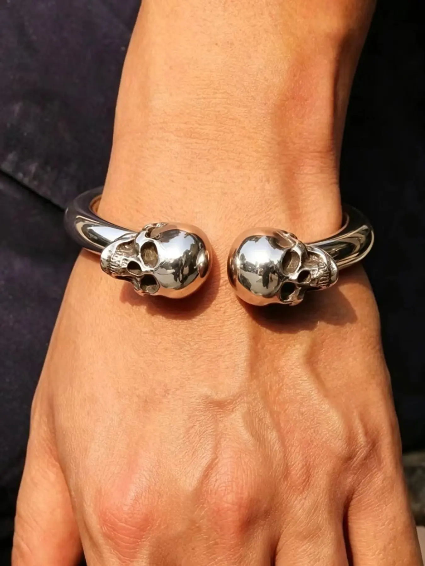 Skull Bone Copper Cuff Bracelet, Skull Design, Unique Cool Style, High-End Luxurious Look, Masculine Ring for Men, Bold Accessory, Fashion Jewelry