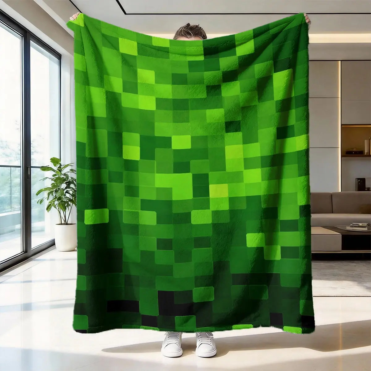 Minecraft Creeper Flannel Blanket, Soft and Skin-Friendly, Warm Sofa Bedroom Nap Multi-Scene Use, Classic Style, Made in China