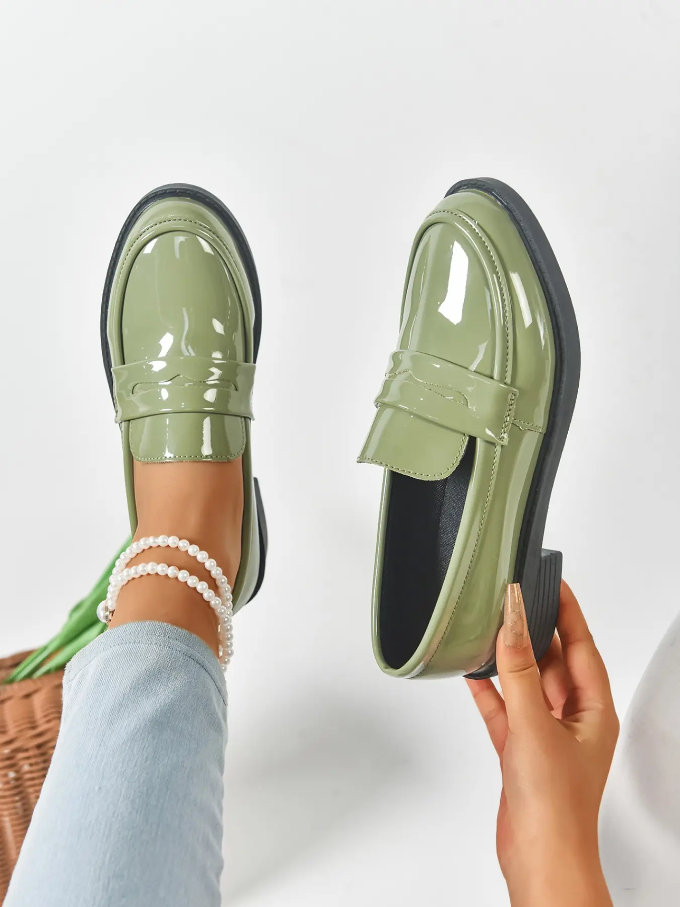 Women's Glossy Slip-On Loafers, PU Leather, Simple Striped Design, Thick Anti-Slip Sole, British Classic Style, All-Season Casual Shoes