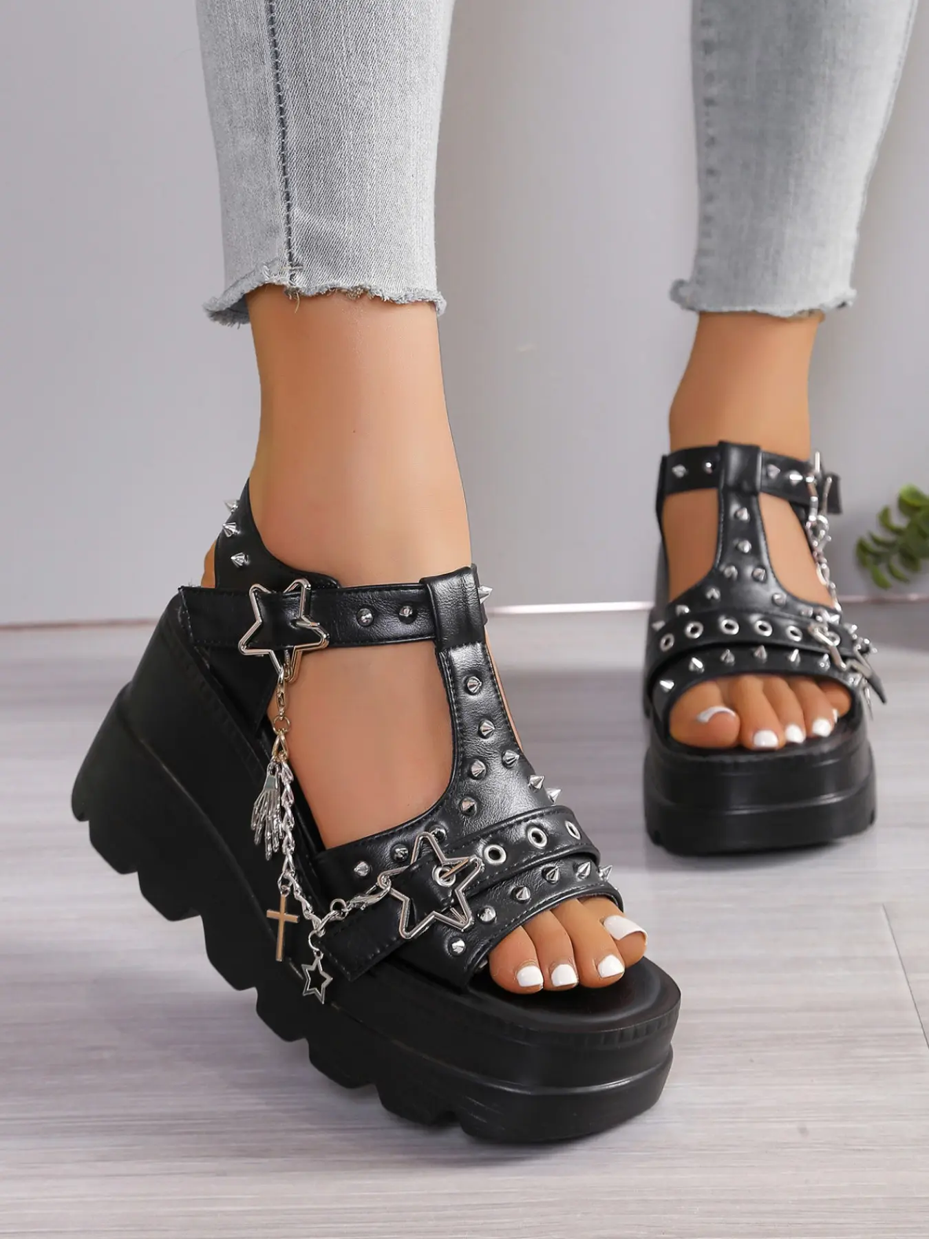 Women's Gothic Thick Sole Open-Toe Sandals, Punk Retro Vintage Metal Buckle Summer Wedge Shoes, Comfortable Square Toe High Heel Y2K Subculture Shoes