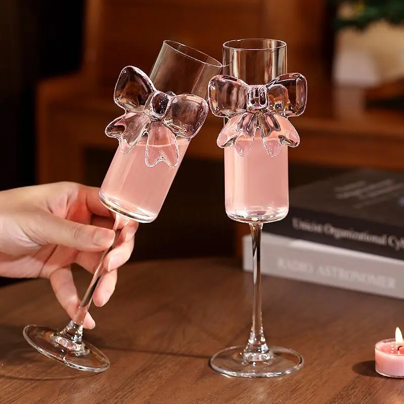 Butterfly Champagne Glass - Cute Aesthetic Crystal Stemmed Cocktail Glass, Luxury No-Solid Home Party Decor Drinkware for Cozy Night Drinks, Photo-Worthy Festive Tableware