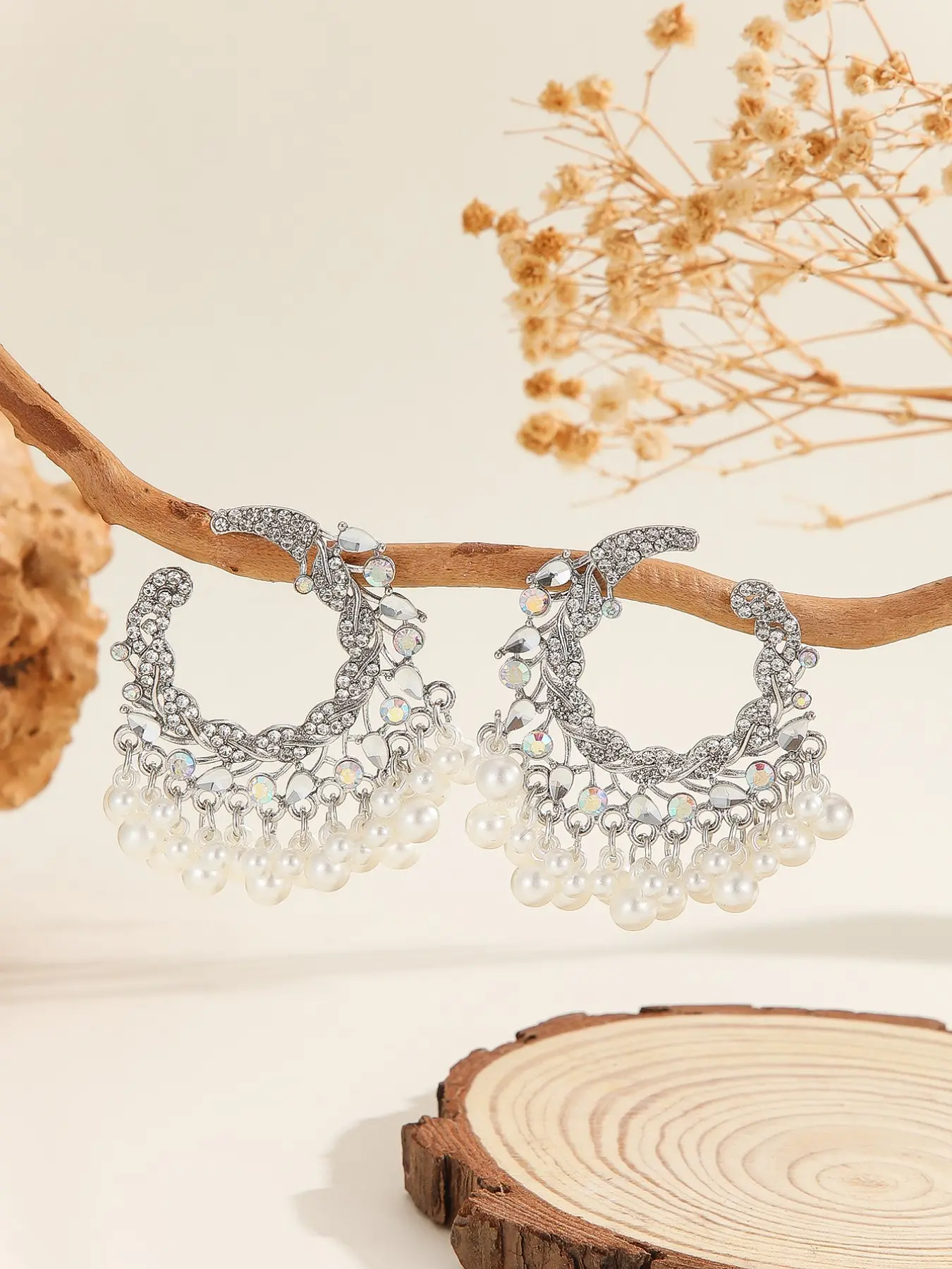 Luxurious Boho Drop Earrings, Ethnic Fringe Design, Alloy Material, Perfect for All Seasons, Ideal for Weddings and Parties