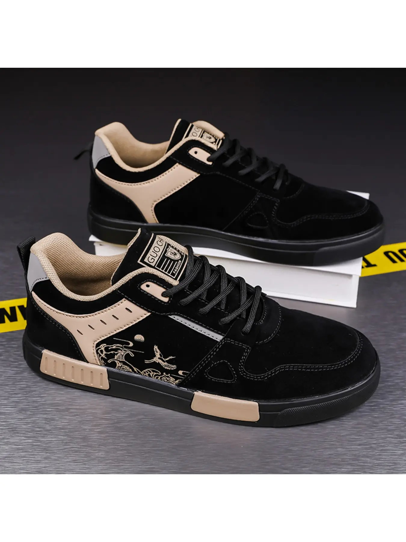 Korean Style Colorblock Print Men's Sneakers, Two Colors, Lightweight Anti-Slip Soft Sole, Casual Streetwear Shoes