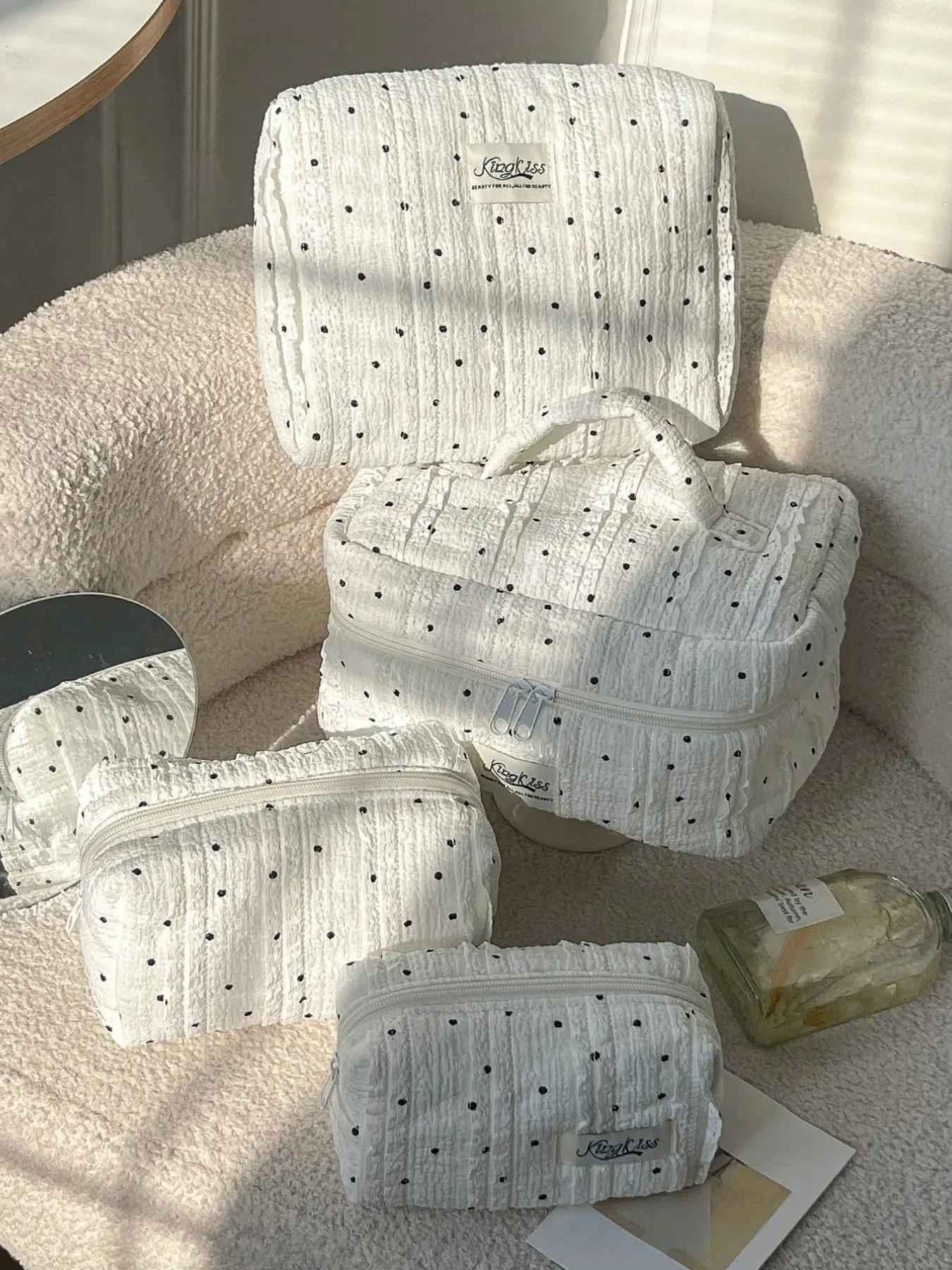Lace Fabric Polka Dot Striped Cosmetics Bag, Makeup Pouch, Makeup Organizer Bag, Soft & Fluffy Design, Zippered Travel Makeup Organiser, Large Capacity Toiletries Holder