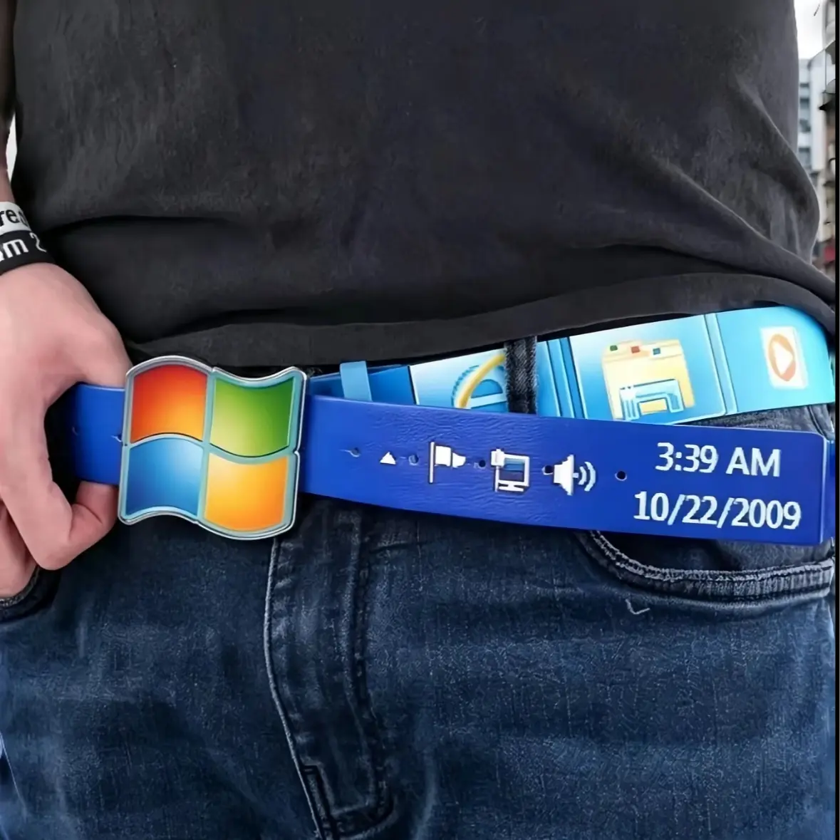 Y2K Retro Windows Vista Belt, Alloy Four-Color Logo Buckle, Vintage Computer Desktop Print, PU Waist Belt for Streetwear, Unisex Statement Belt
