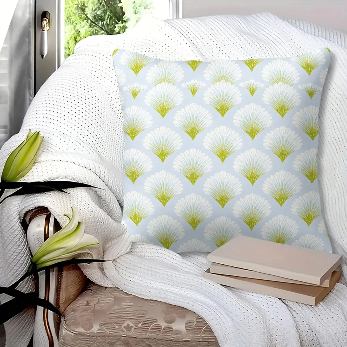 45x45cm 1Pc Green White Fan-shaped Floral Printed Throw Pillow, soft fluffy and durable decorative cushion, perfect for sofa, bed, living room and bedroom decor, ideal small holiday gift to add cozy warm atmosphere to your home space