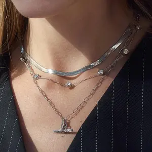 T-bar titanium steel diamond necklace accessories for women, pendant collarbone chain, light luxury niche jewelry, stainless steel accessories
