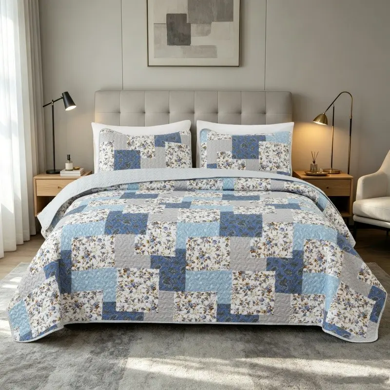 Blue Floral Patchwork Quilt Set, Vintage Patchwork Quilt Cover, Soft All-Season Bedding with Pillowcase, Bedroom Decor