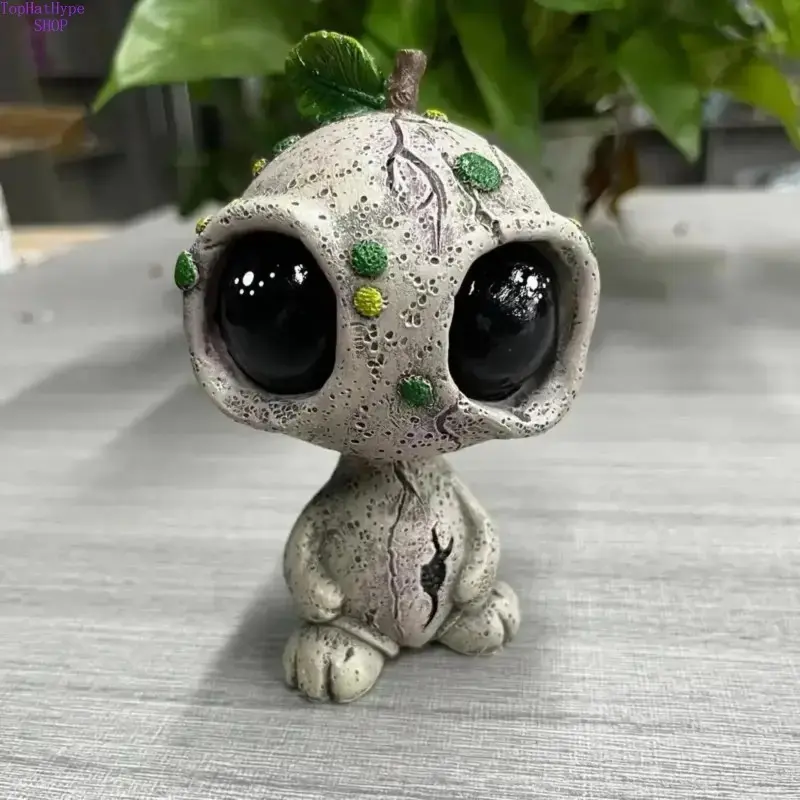 Big Eye Alien Figurine, Whimsical Resin Statue for Creative Desktop Ornament, Quirky Room Decor & Holiday Gift for Oddity Lovers, Statues Figurines, Decorative Piece, Funky, Cute, Unique Decor, Oddities Gifts