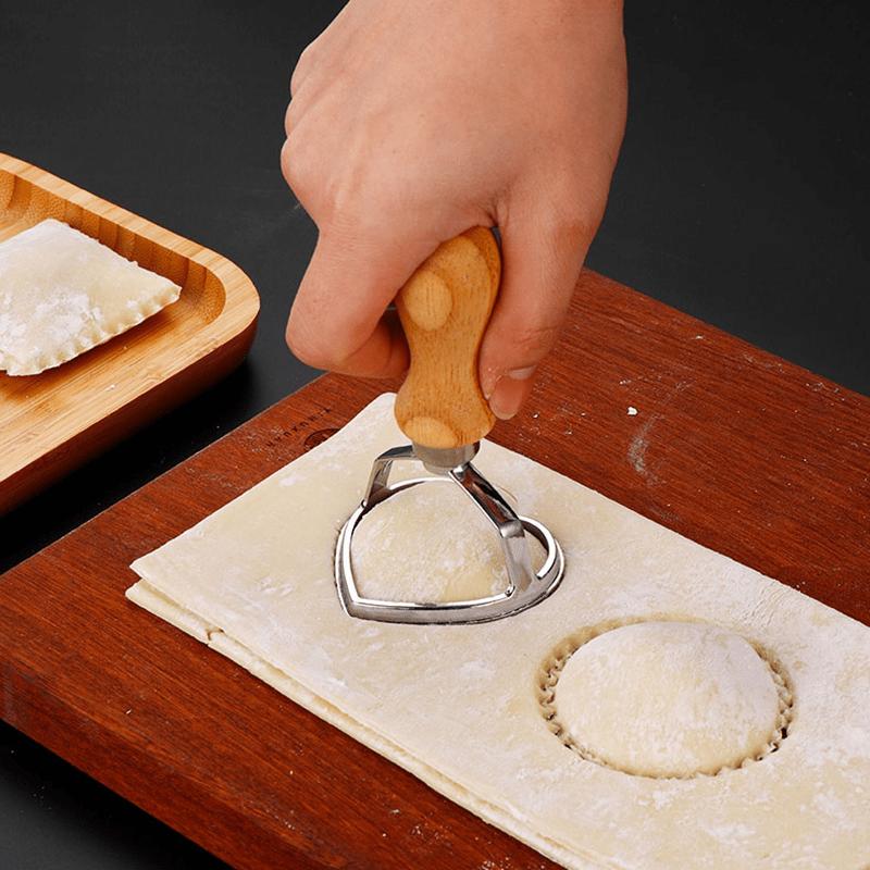 1pc Cookie Cutter, Zine-alloy Biscuit Mold With Wooden Handle, Stamp Maker Cutter With Roller Wheel Set, Kitchen Gadgets, Baking Tools