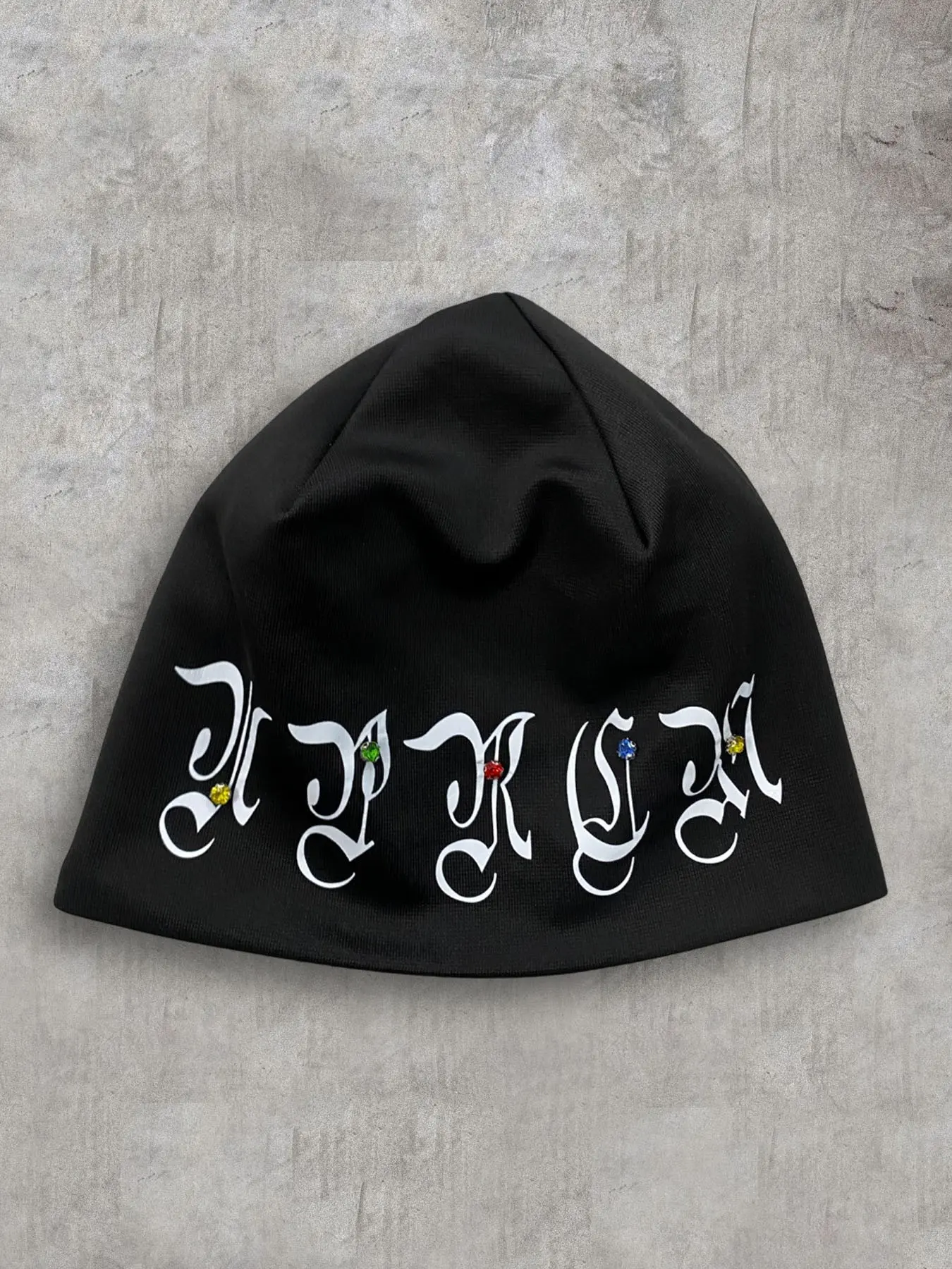 Personalized casual hip-hop letter studded trendy design hat for autumn and winter, cold proof pullover hat for both men and women