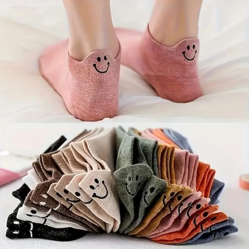 Women's Smiley Face Prints Ankle Socks, 10-Pair Casual Comfy Cute Novelty Pack - Soft Lightweight Breathable Fabric, Anti-Slip Heel Tab, Thanksgiving Socks for Ladies