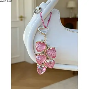 Strawberry Resin Bag Charm  Strawberry Heart Resin Bag Charm Keychain for Women and Girls, Transparent Fruit Pendant Accessory for Bags, Keys and Luggage, Daily Carry Decorative Charm