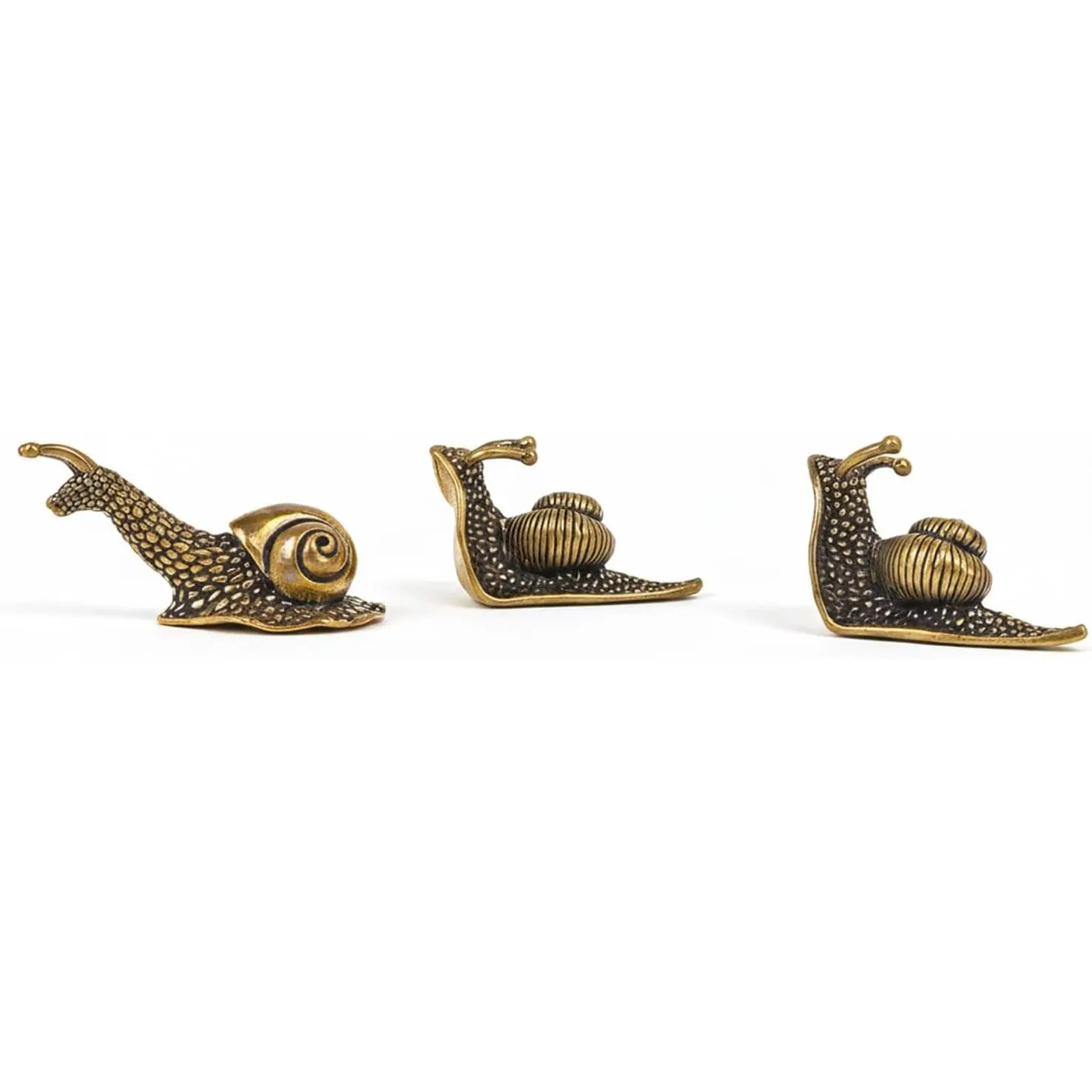 Solid Brass 3-Piece Tiny Snail Figurines Set - Cute Traditional Fairy Decor, Vintage Cottagecore Miniatures for Desk, Plant Pots, Ideal Home Interior Accent Gift
