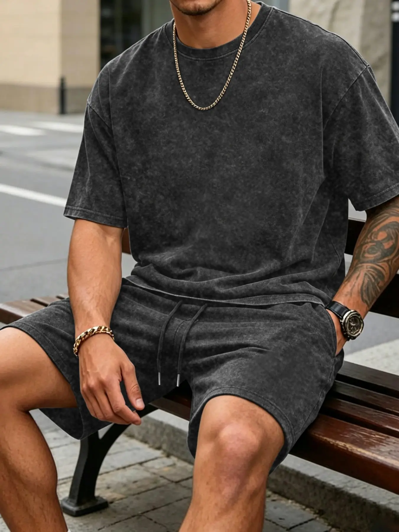 Men's Casual Two-Piece Set, Round Neck Short Sleeve Top and Drawstring Five-Quarter Pants, Daily Commute Fashion Style Set