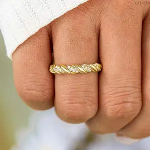 Women Twisted Braided Rope Band Ring Viral Minimalist Smooth Line Electroplated Dainty Stackable Finger Jewelry Elegant Daily Casual Dating Gift for Ladies