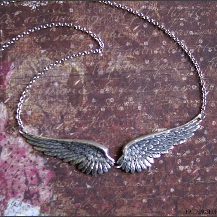 Vintage Grunge Gothic Angel Wing Necklace For Men Women, Niche Unique Personalized Punk Layering Chain, Viral Alt Dark Statement Accessory For Club Festival Daily Street Styling,beaded