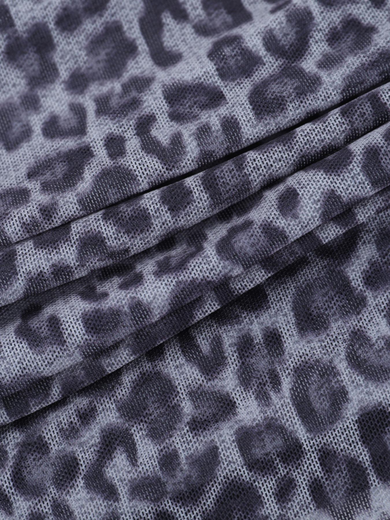 Leopard Print Long Sleeve Knit Top, Stylish Women's Casual Wear, Perfect for Daily, Trendy Animal Pattern Design