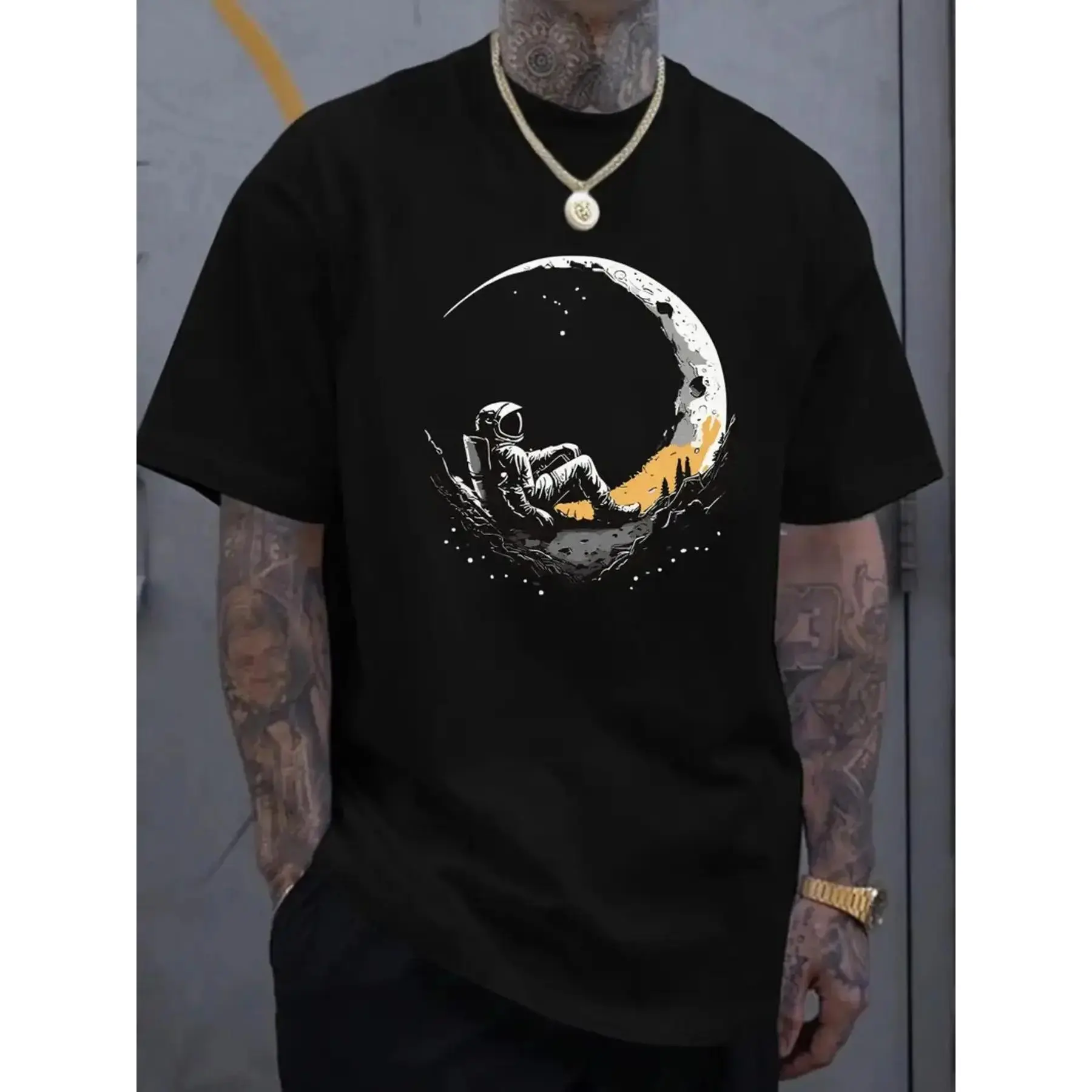 Men's Short Sleeve T-Shirt, Astronaut Print, Casual Summer Top, Streetwear, Fitted Style, Fun Vacation Wear, New Arrival, Unisex Design