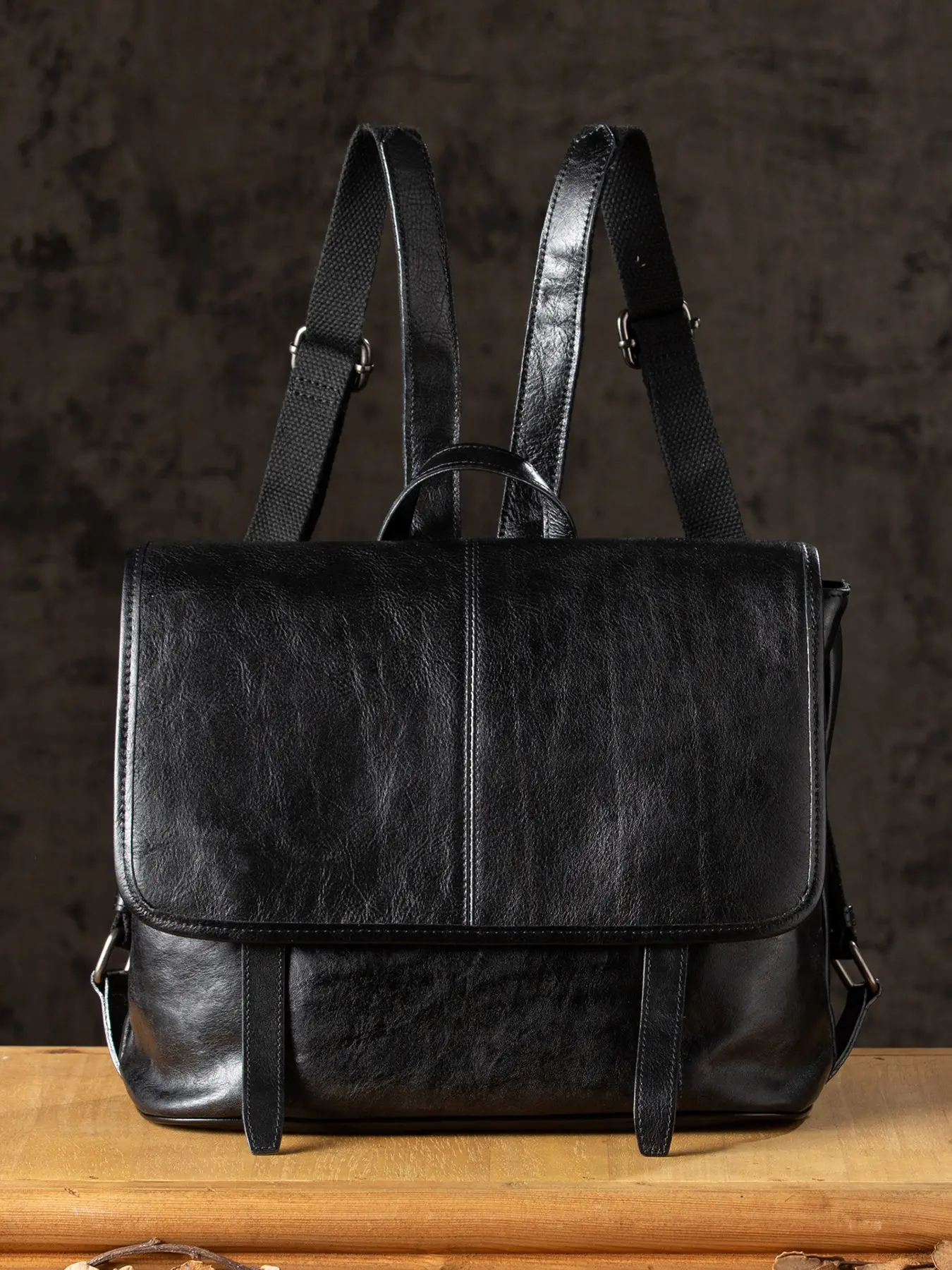 Men's Vintage Leather Backpack, Top Grain Tannedy Dual Shoulder Bag, Commuter Flip Cover, Casual Korean Style Bookbag