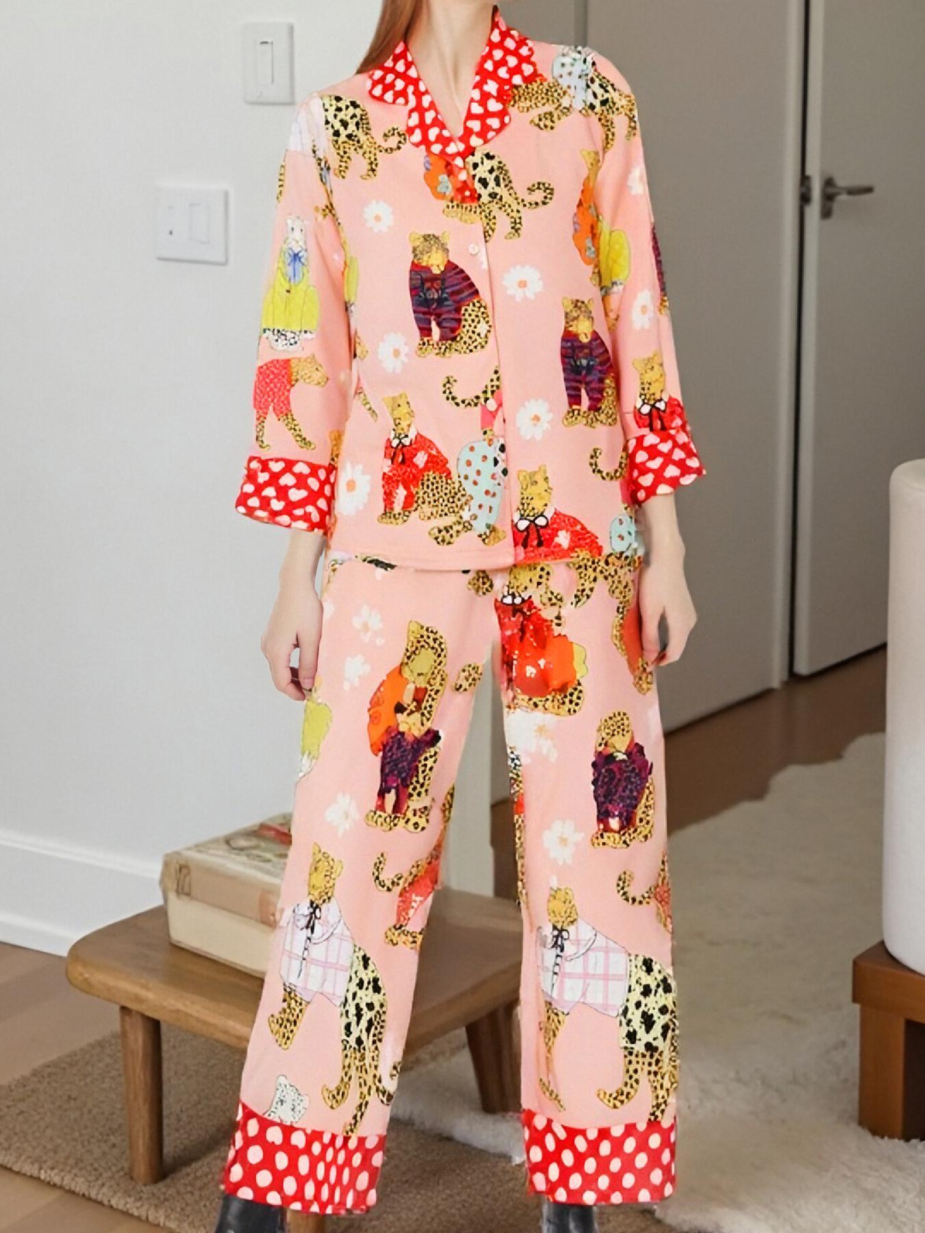 Two-piece Set Women's Heart & Leopard Print Lapel Neck Pajama, Long Sleeve Button Up Top & Elastic Waist Pants Pj Set, Casual Comfortable Sleepwear Loungewear Set for Women