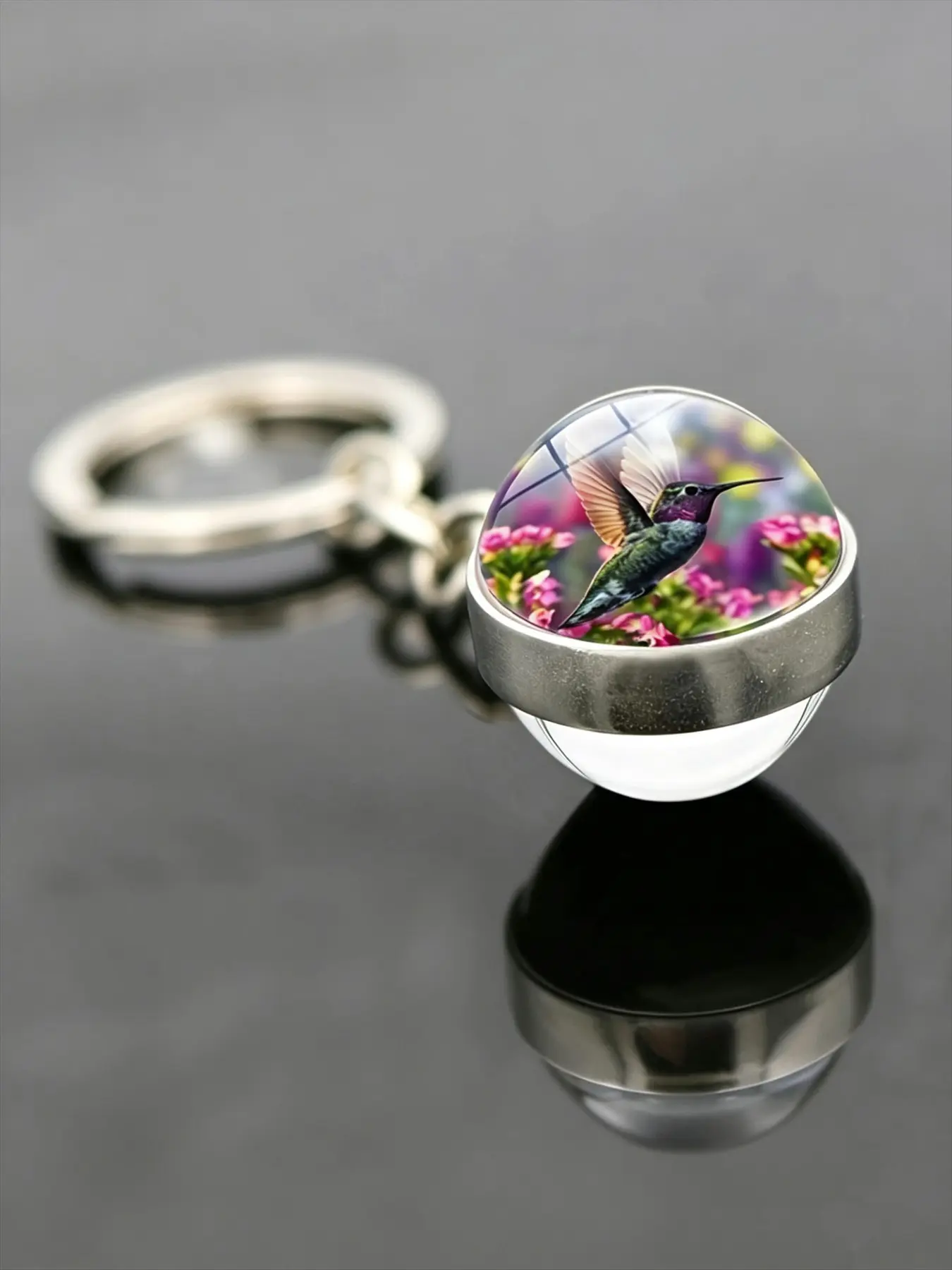 1 PC Fashion DIY Dual-Sided Ball Zinc Alloy Keychain, Hummingbird Pattern Glass Keychain, Perfect Gift for All Occasions, Keychain Decor