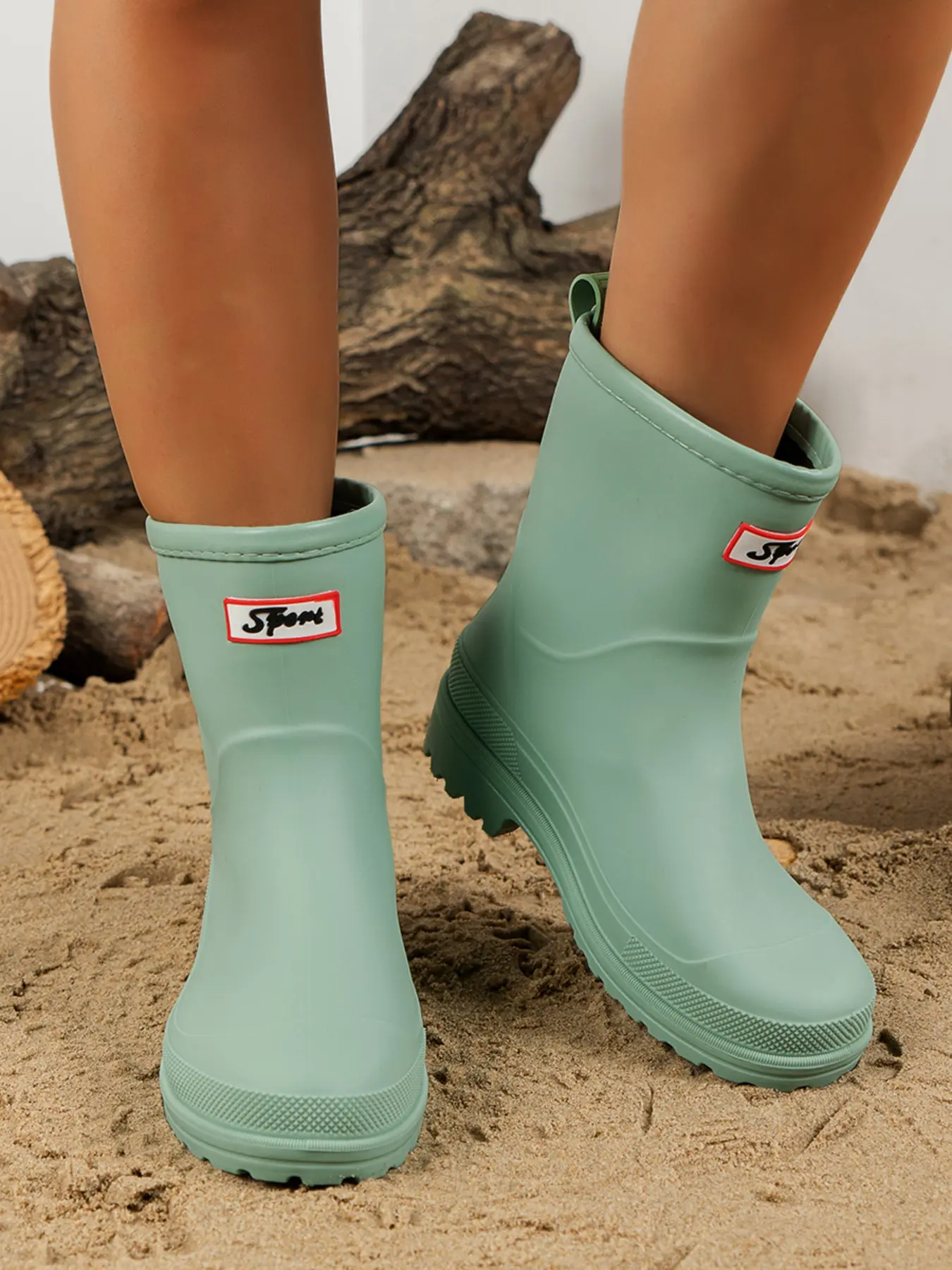 Women's Fashion Rain Boots, Low Top High Anklet Motorcycle Punk Thick Sole Water Shoes, Waterproof Outdoor Footwear Garden Beach Outings Fishing Rain Boots