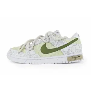 Nike Dunk Custom Sneakers for Women: Fresh White-Green Colorway with Cheese Matcha, Ink Splash, and Cashew Flower Design Verifiable, with credentials and supporting global authentication