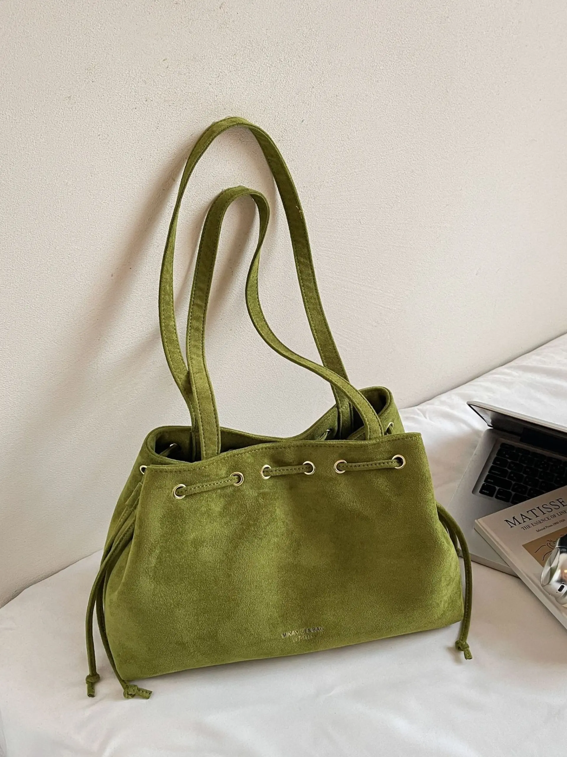 Korean Style Suede Crossbody Bag, Crossbody Shoulder Purse, Large Capacity Unique Design, High-End Simple Fashion, Commute Shoulder Handbag, Trendy Totem Bag