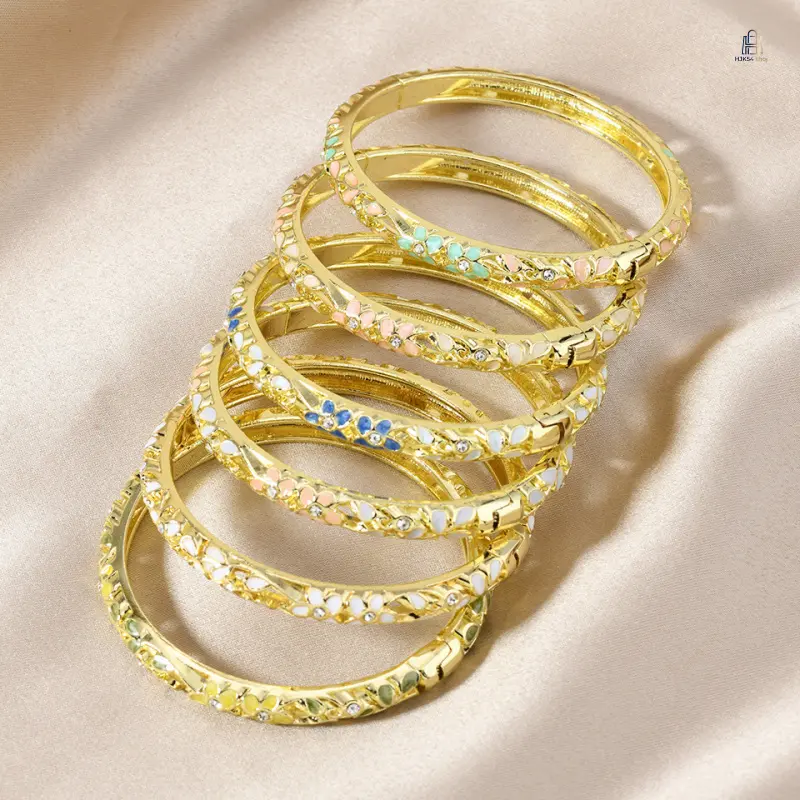 Hollow Out Enamel Open Fixed Size Bangle Non-adjustable Single Layer Vintage Wrist Cuff Exquisite Bracelet Jewelry for Travel Souvenir Daily Holiday Gift Casual Matching