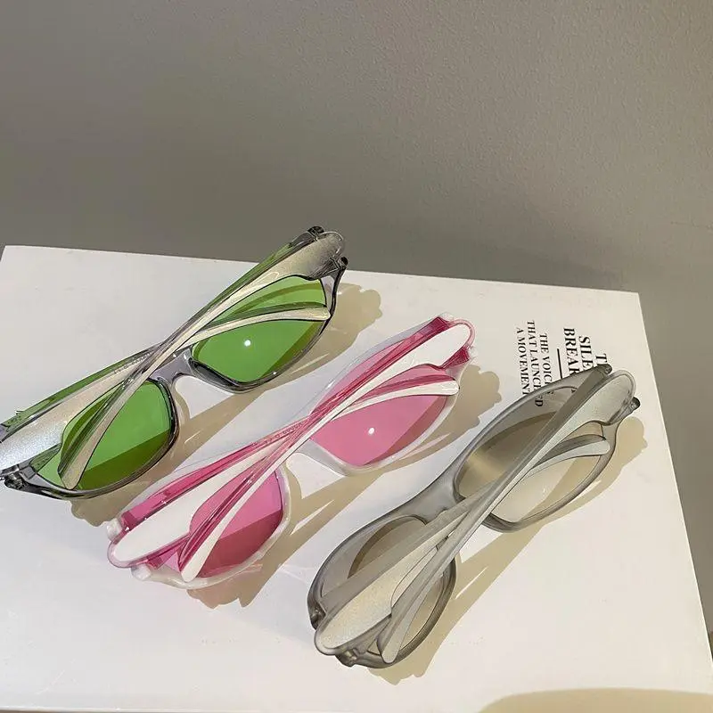Y2K Vintage Classic Sunglasses, Unisex Retro Oval Green Translucent Frame, Lightweight High Definition PC Lenses, Full UV Protection, Protective Eyewear for Raves, Travel, Fashion Accessories, Streetwear Shades