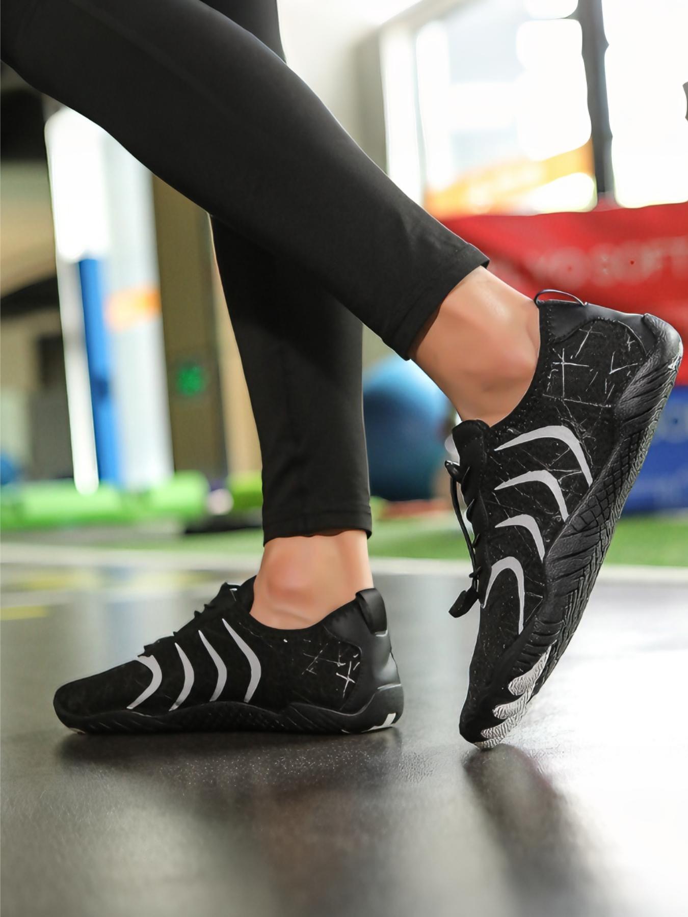 Outdoor Five-Finger Hiking Shoes, Water Beach Sandals, Barefoot Diving Single Shoe, Swimming Fitness Cycling Mountain Climbing Lightweight Breathable Sport Casual Water Shoes, Mesh Water Shoes