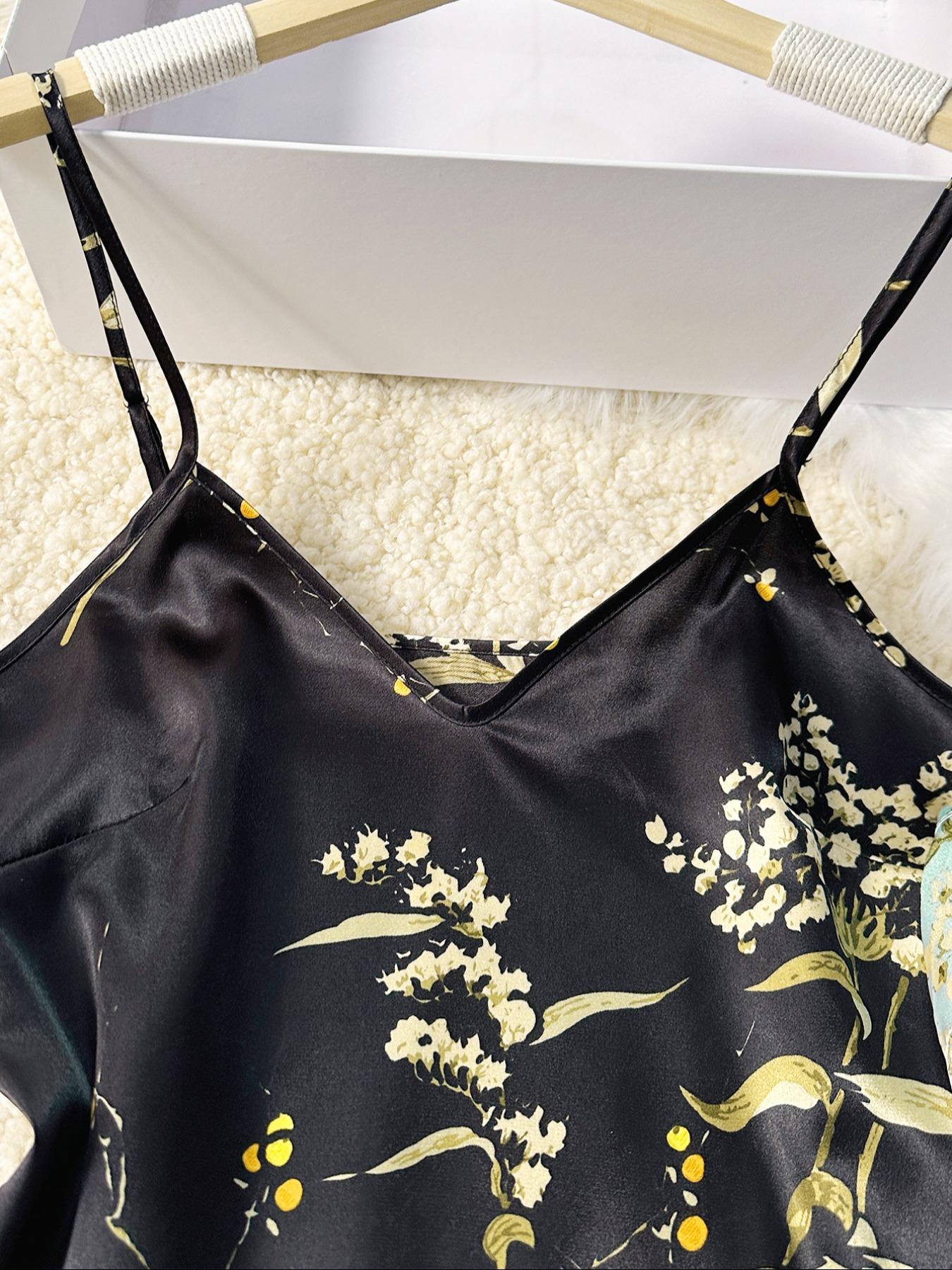 Women's Floral Print Spaghetti Strap Cami Top & Ruffle Trim Shorts Satin Pyjama Set, Summer Outfits 2024, Casual Comfort Camisole & Elastic Waist Shorts PJ Set, Summer Clothes, Sleepwear Set for Women