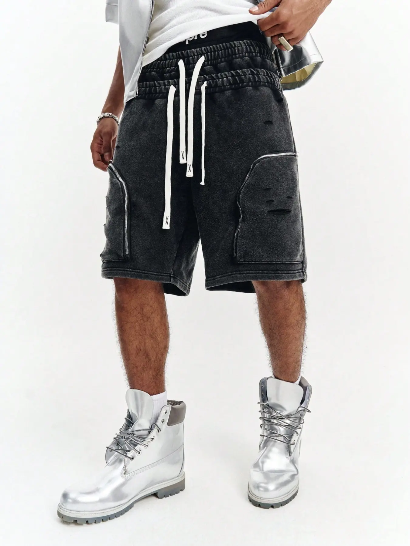 Men's Cargo Shorts, Bermuda Length Streetwear Design, Washed Texture, Elastic Waist, Long Drawstring, Side Cargo Pockets, Zipper Closures and Distressed Cutouts