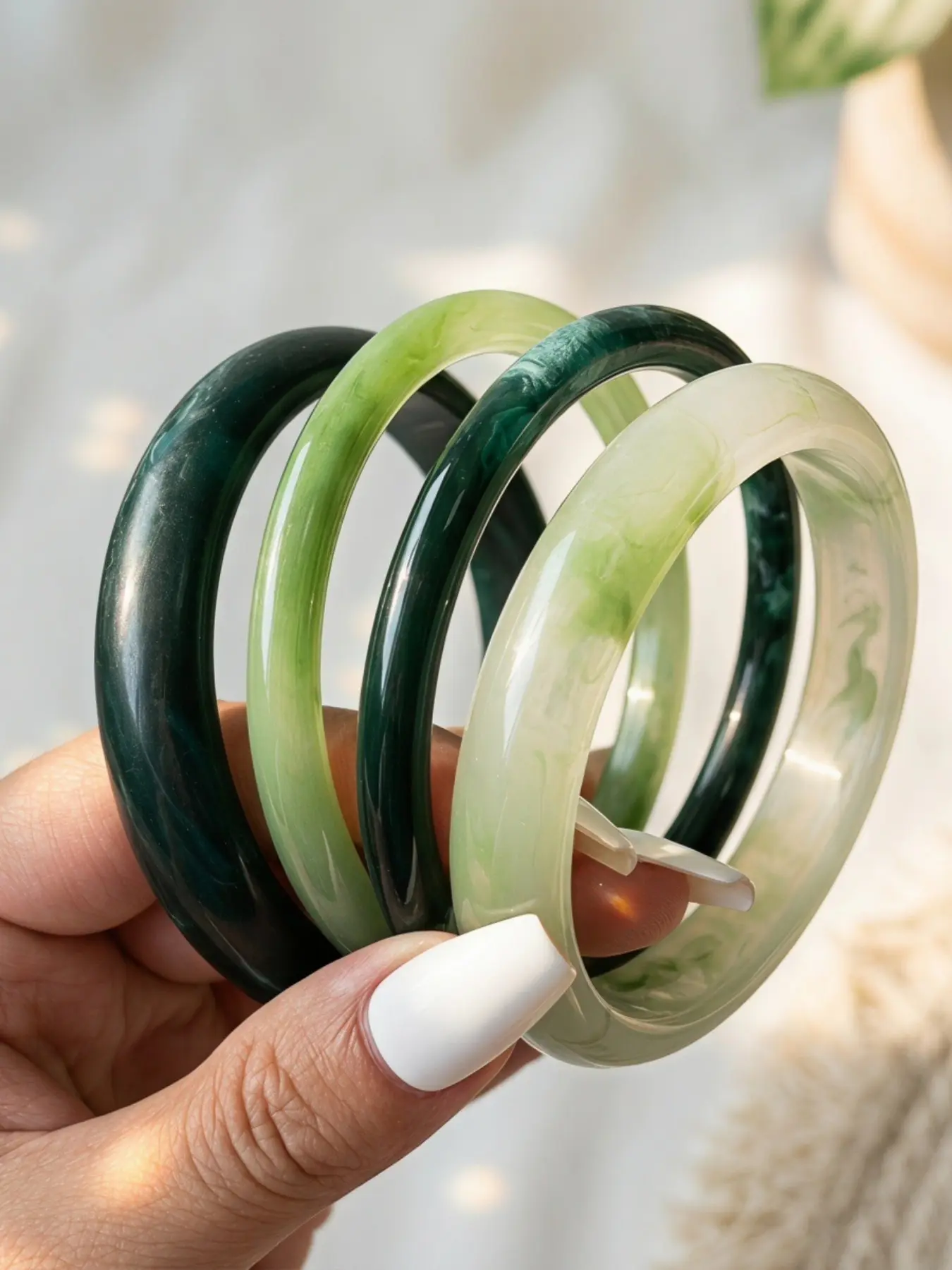4-Piece Set Of Green Circular Geometric Resin Women'S Bracelets, Simple And Versatile Women'S Wristbands, Minimalist Bracelet, Bangle Bracelet