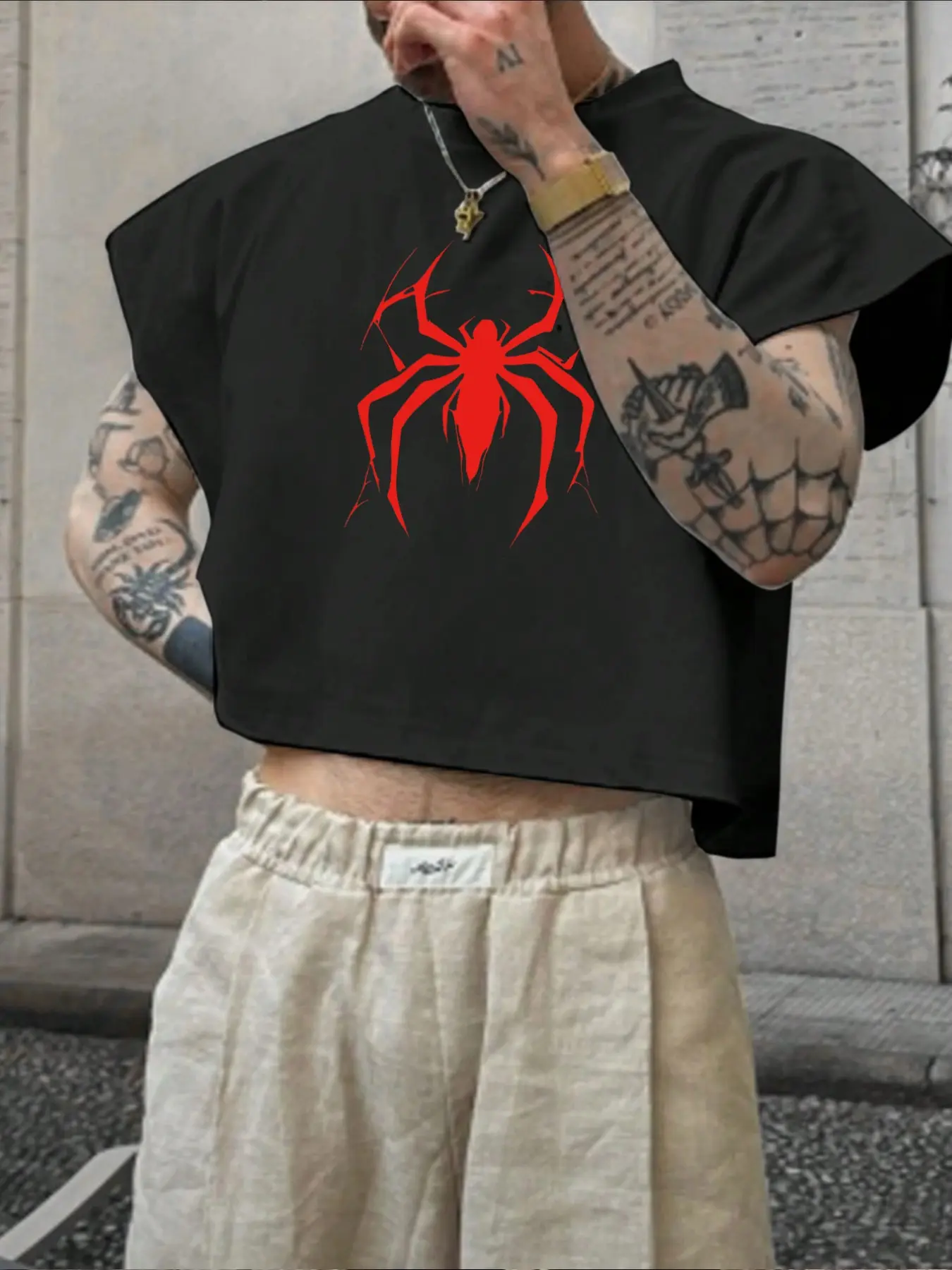 Men's Cropped Beaters Tank Top, Red Spider Graphic Print Cut-Off Sleeveless Tee, Streetwear Loose Fit Vest, Menswear for Gym and Casual Wear