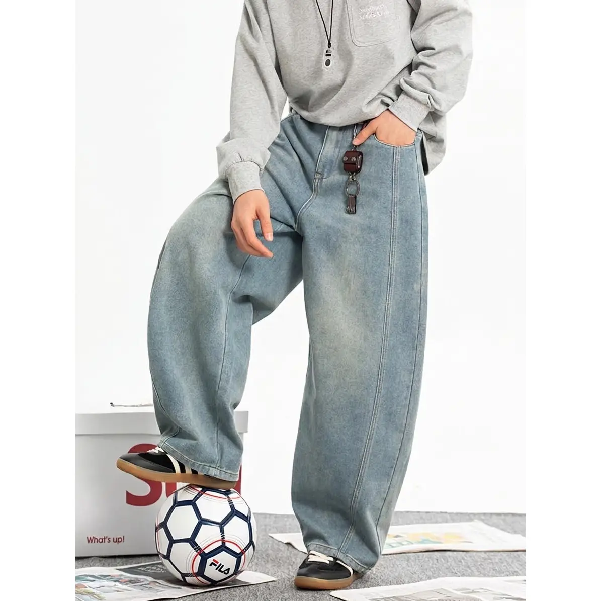Men's Vintage Pale Blue Striped Horizontal Faded Belted Barrel Baggy Wide Leg Jeans - Vertical Outer Seam Panel, 90s Retro Skate Streetwear, Menswear Classic Chunky Casual Cotton Suede Minimalist Oversized Trousers for Content Shooting, Short Trips
