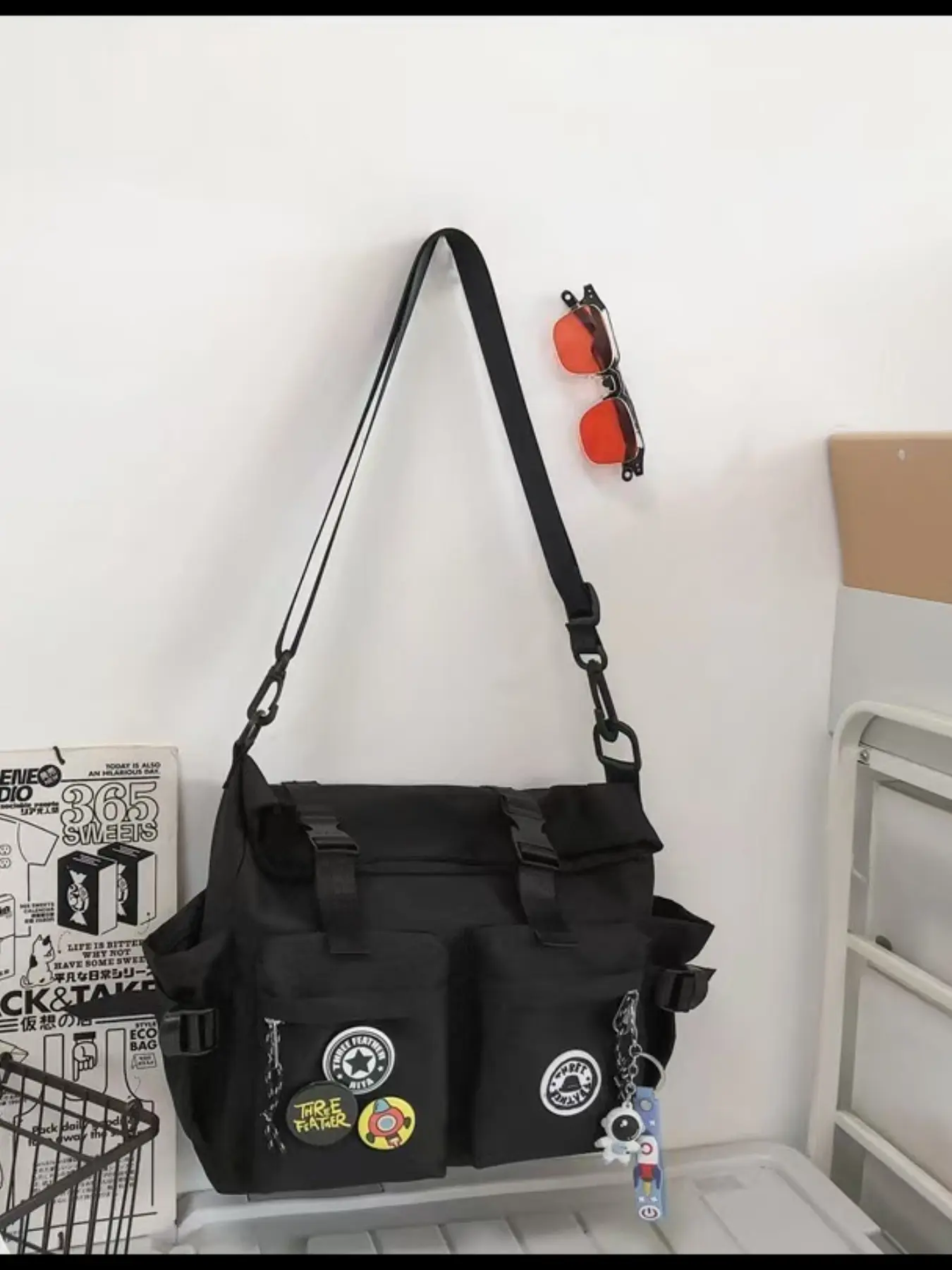 Fashion Casual Student Crossbody Bag, Durable Nylon, Adjustable Strap, Multiple Zip Pockets, Foldable, Urban Commute, Modern Accessory