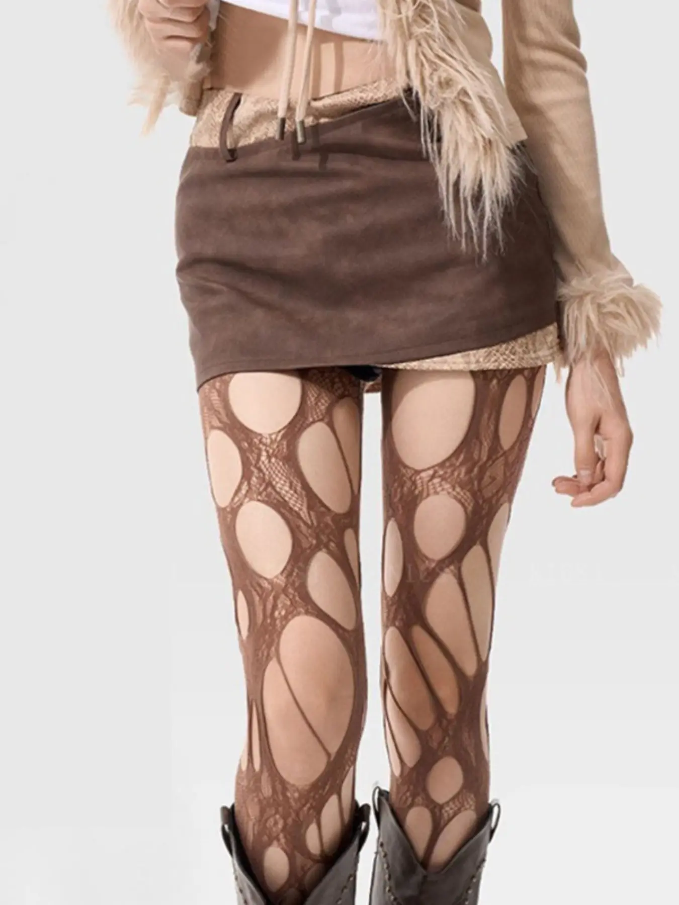 Women's Mesh Pantyhose, Asymmetrical Hole Design, Regular Fit, Suitable for All Seasons, 1 Pair, Comfortable and Stylish