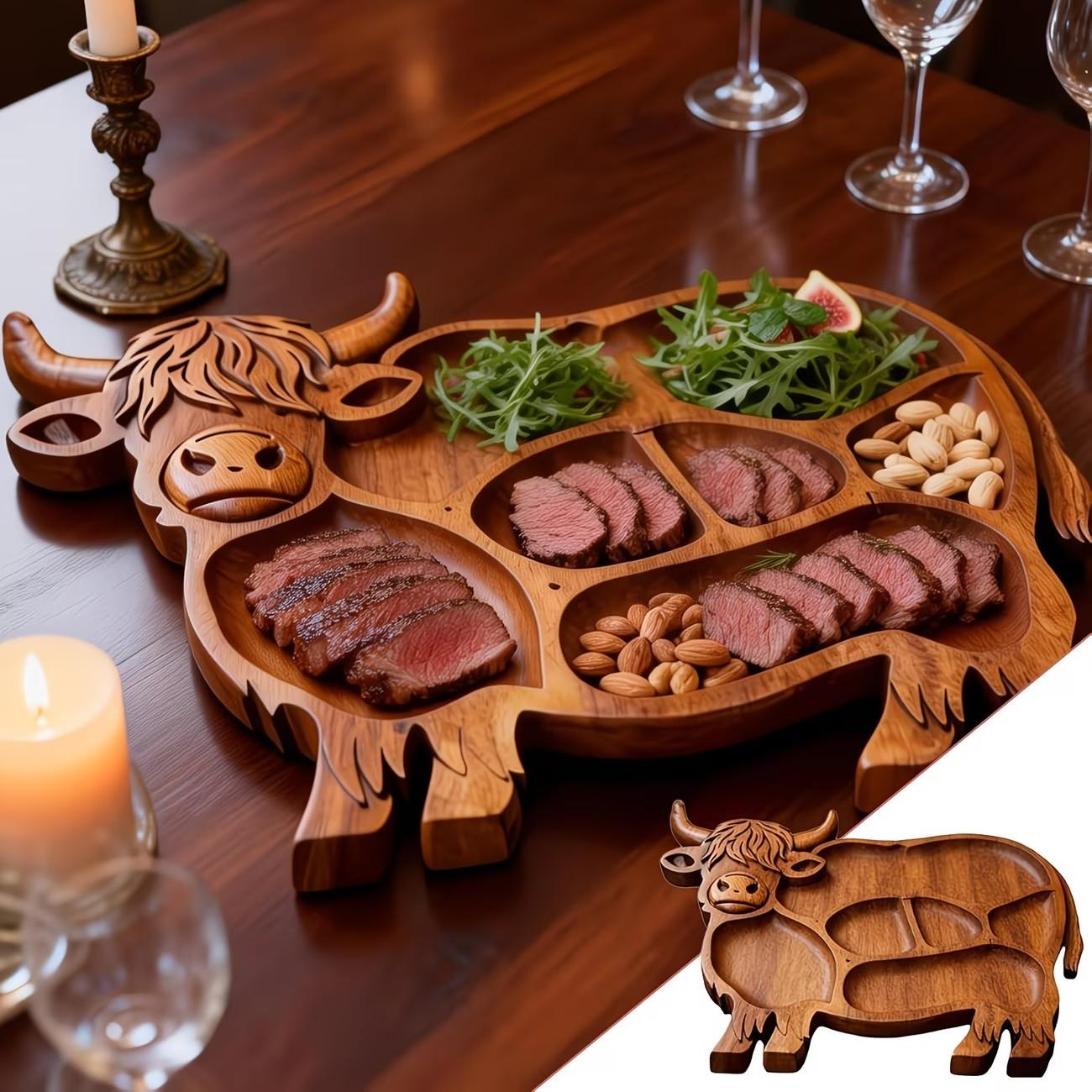 Highland Cow Wooden Charcuterie Board, Unique Animal Pattern, Perfect for Parties, Celebrations & Festive Gatherings, Ideal Gift for Birthdays, Festivals, Christmas, Halloween, Snacks