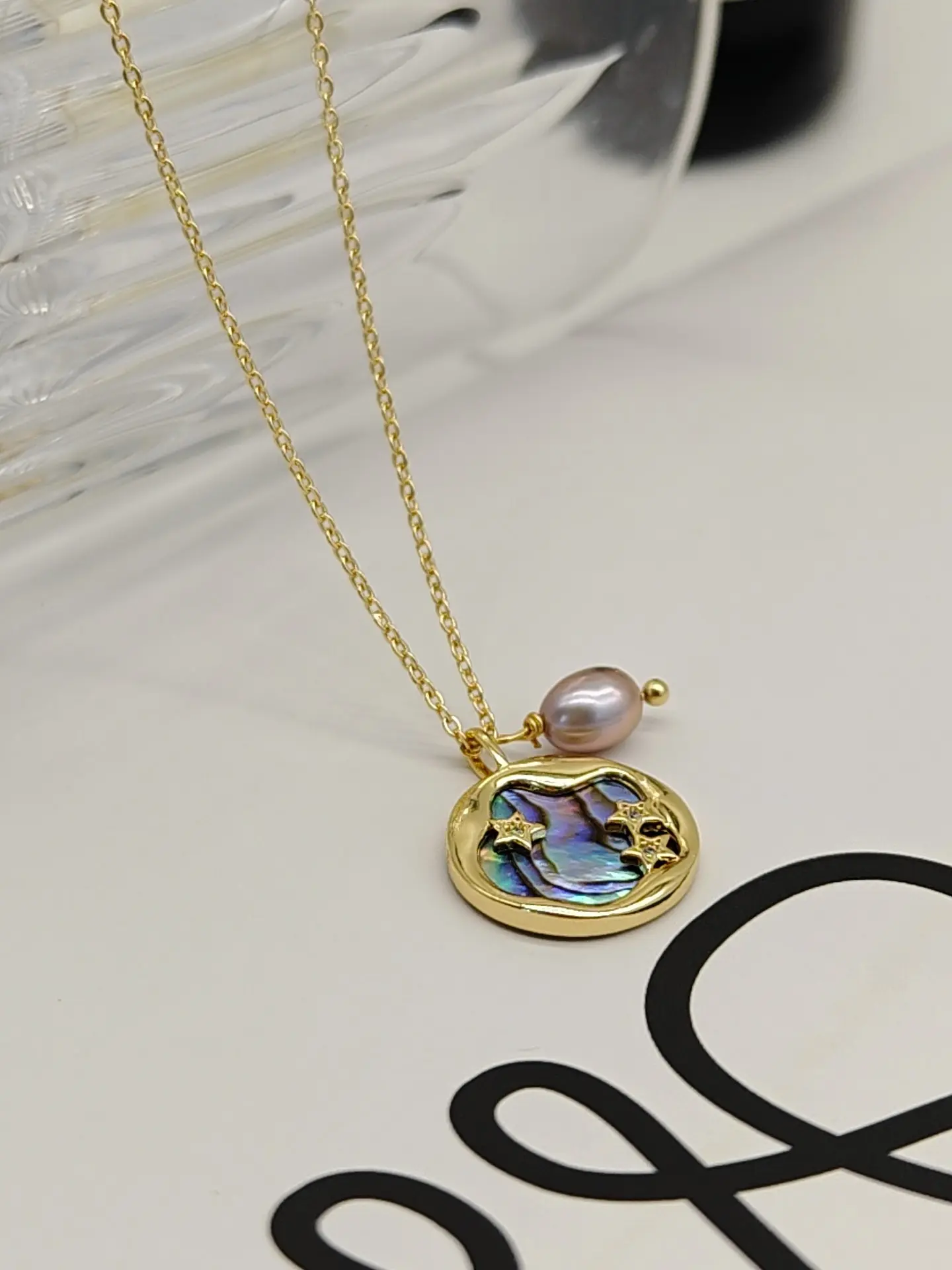 Natural Abalone Shell Pendant Necklace, Star Accents with Pearl, Unisex Fashion Jewelry, Perfect Gift for Valentine's Day, Birthday, Anniversary