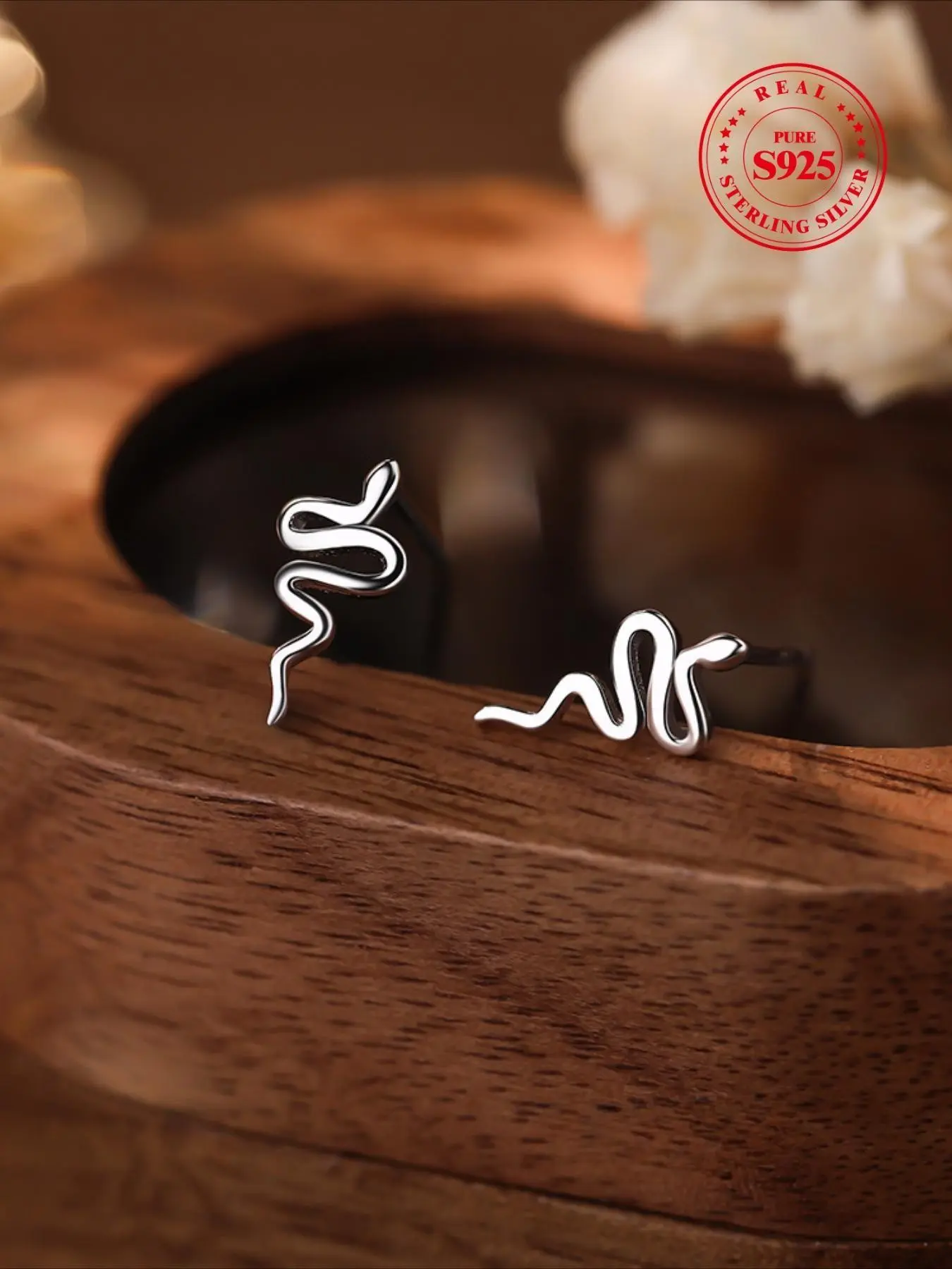 925 Sterling Silver Snake Design Stud Earrings, Fashionable Jewelry for Women, Trendy All-match & Exquisite Jewelry for Birthday Gift