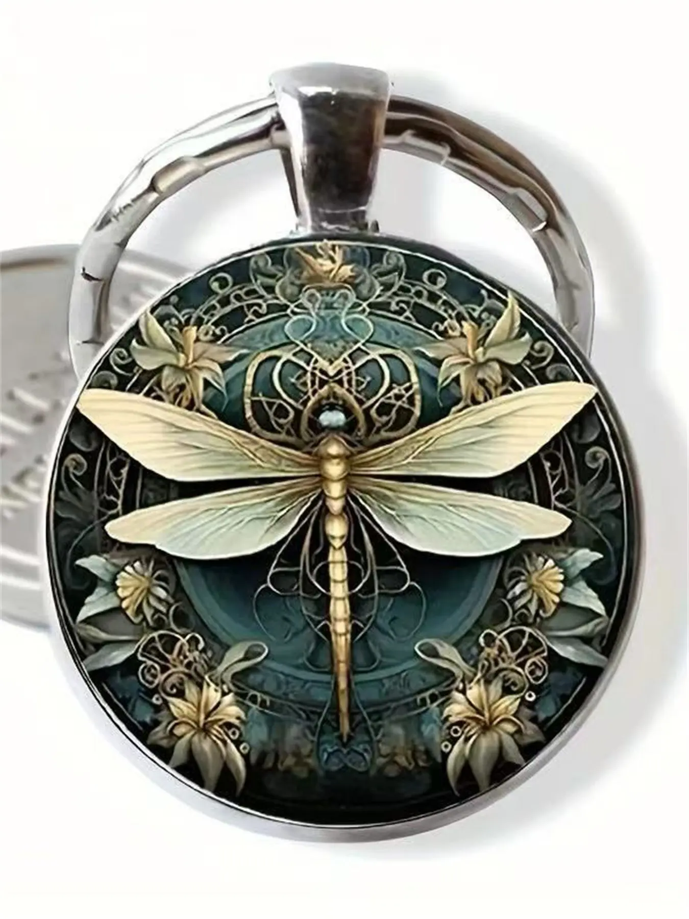 1 PC Fashion DIY Keychain Dragonfly Pattern, Round Glass Keychain for Car Decoration, Perfect Gift for Men and Women, Unique Holiday Present