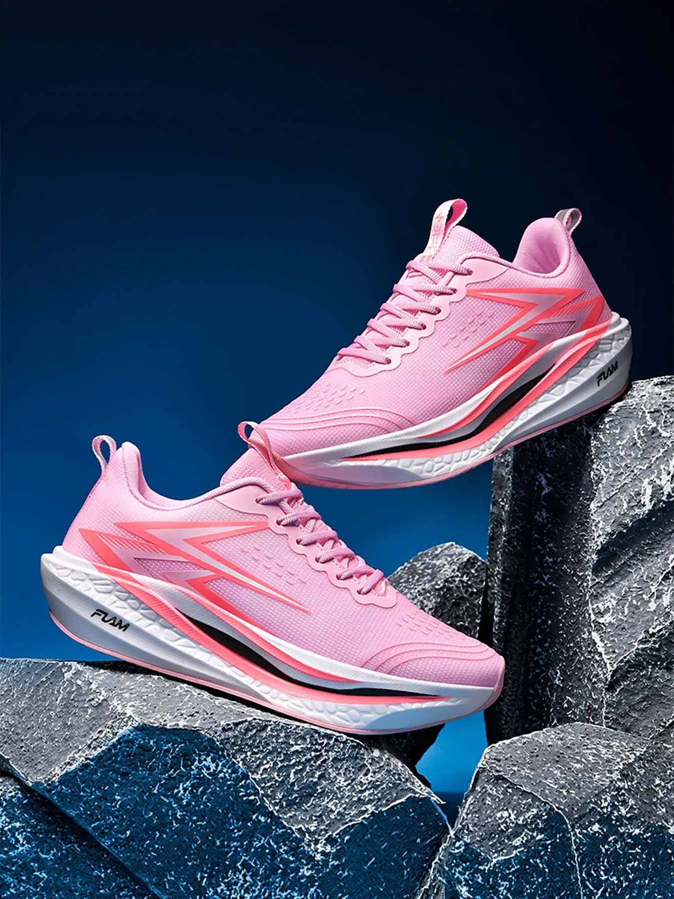 Men's Breathable Mesh Running Shoes, Shock-Absorbing Responsive Sneakers, Lightweight Non-Slip Gradient Color Running Shoes, Trendy Running Shoes