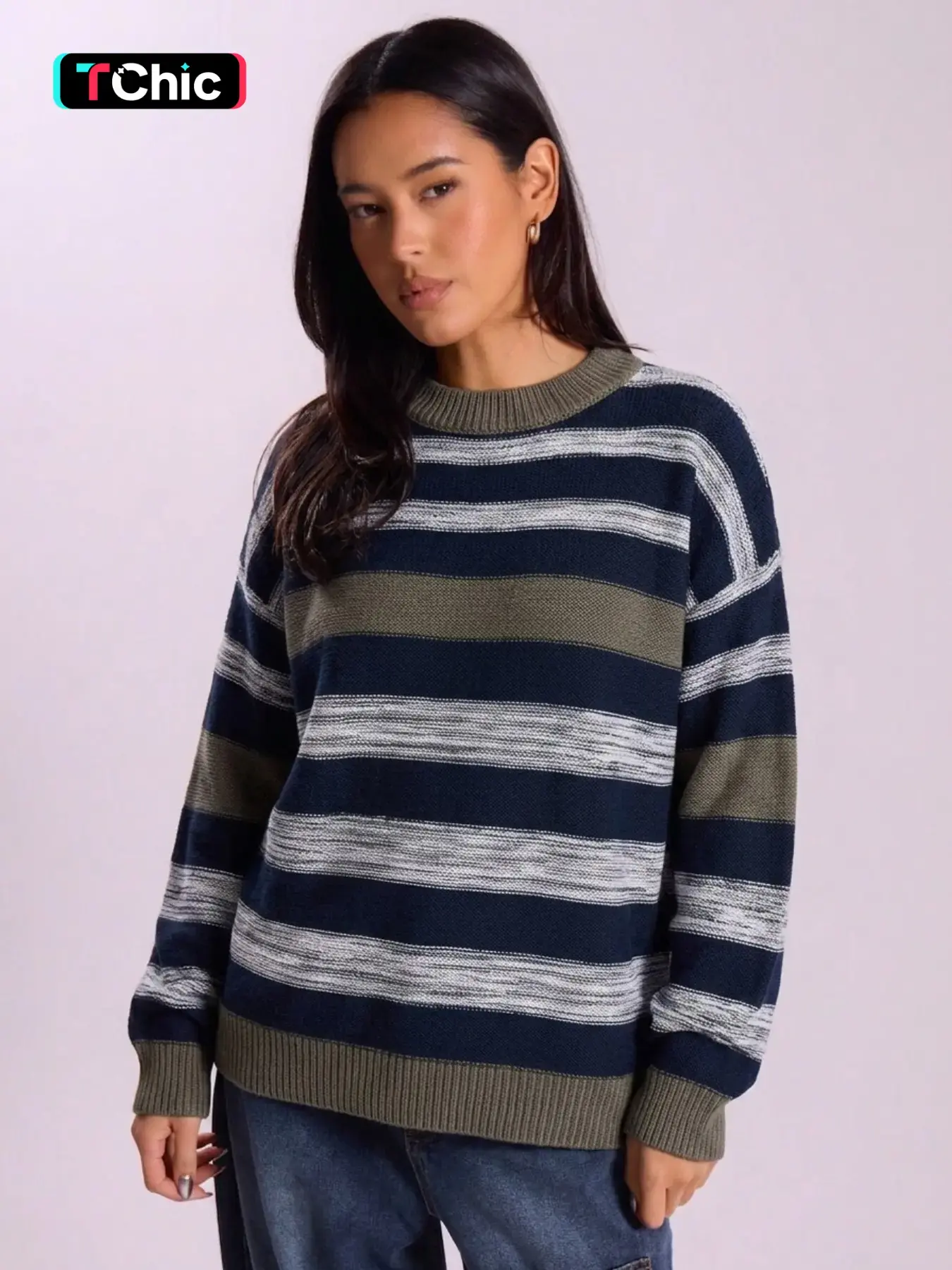 WOMEN'S STRIPED KNITTED SWEATER, PULLOVER LOOSE FIT, Crewneck, COLOR-BLOCKING STRIPE COMBINATION WITH RICH VISUAL LAYERS, FEATURING RIBBED DESIGN AT NECKLINE, CUFFS AND HEM, SUITABLE FOR DAILY SCENARIOS, COMPATIBLE WITH DIFFERENT OUTFITS