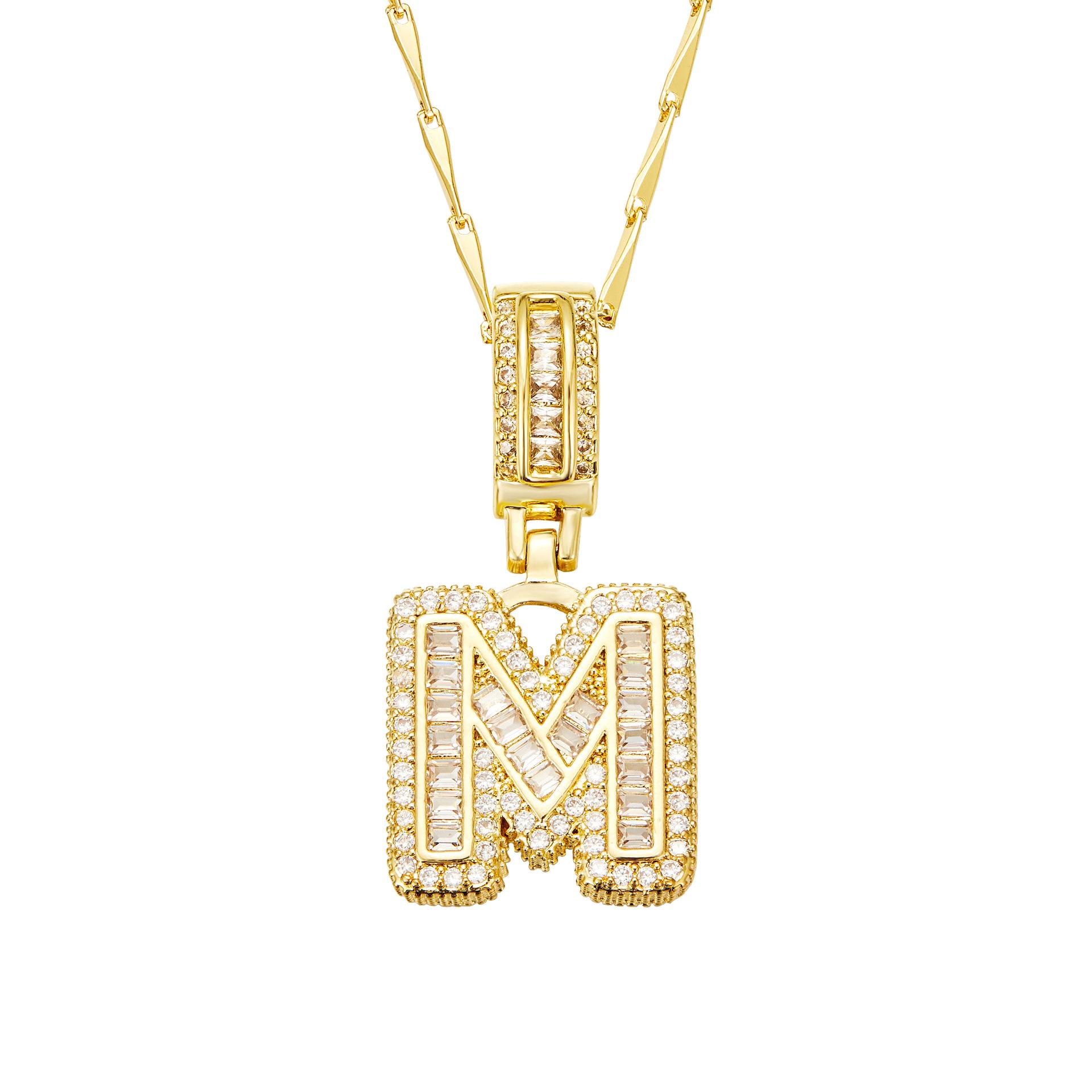 Crystal letter pendant necklace, inlaid with zirconia and plated with real gold, round 26 English letter collarbone chain ZM2Z.The classic letter necklace is timeless and suitable as a birthday gift for friends or couples
