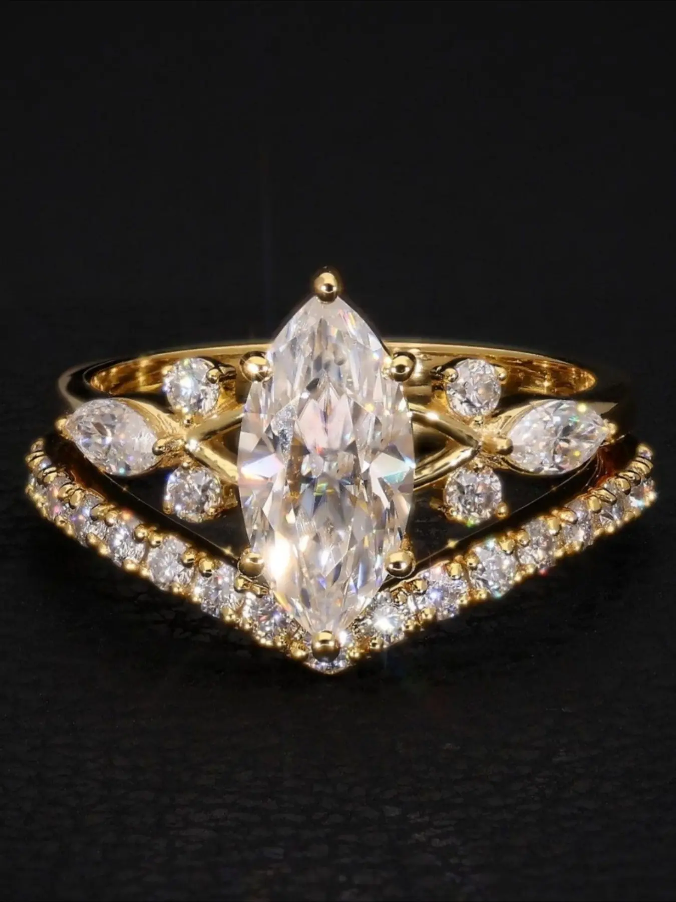 2Pc Elegant Luxurious Exquisite Golden Marquise Cut Cubic Zirconia Engagement Ring  Stackable V-Shaped Cubic Zirconia Marquise Wedding Bands Bridal Promise Jewelry Gift for Women
