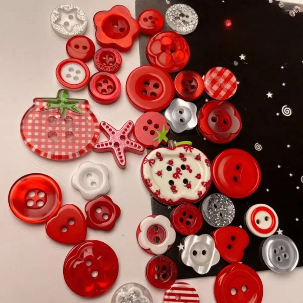 50PCS Assorted Apple & Tomato Craft Buttons, Cute Plastic Fruit Sewing Buttons for DIY Crafts, Scrapbooking, Card Making, Clothing Embellishments, Kids Craft Projects & Handmade Decorations